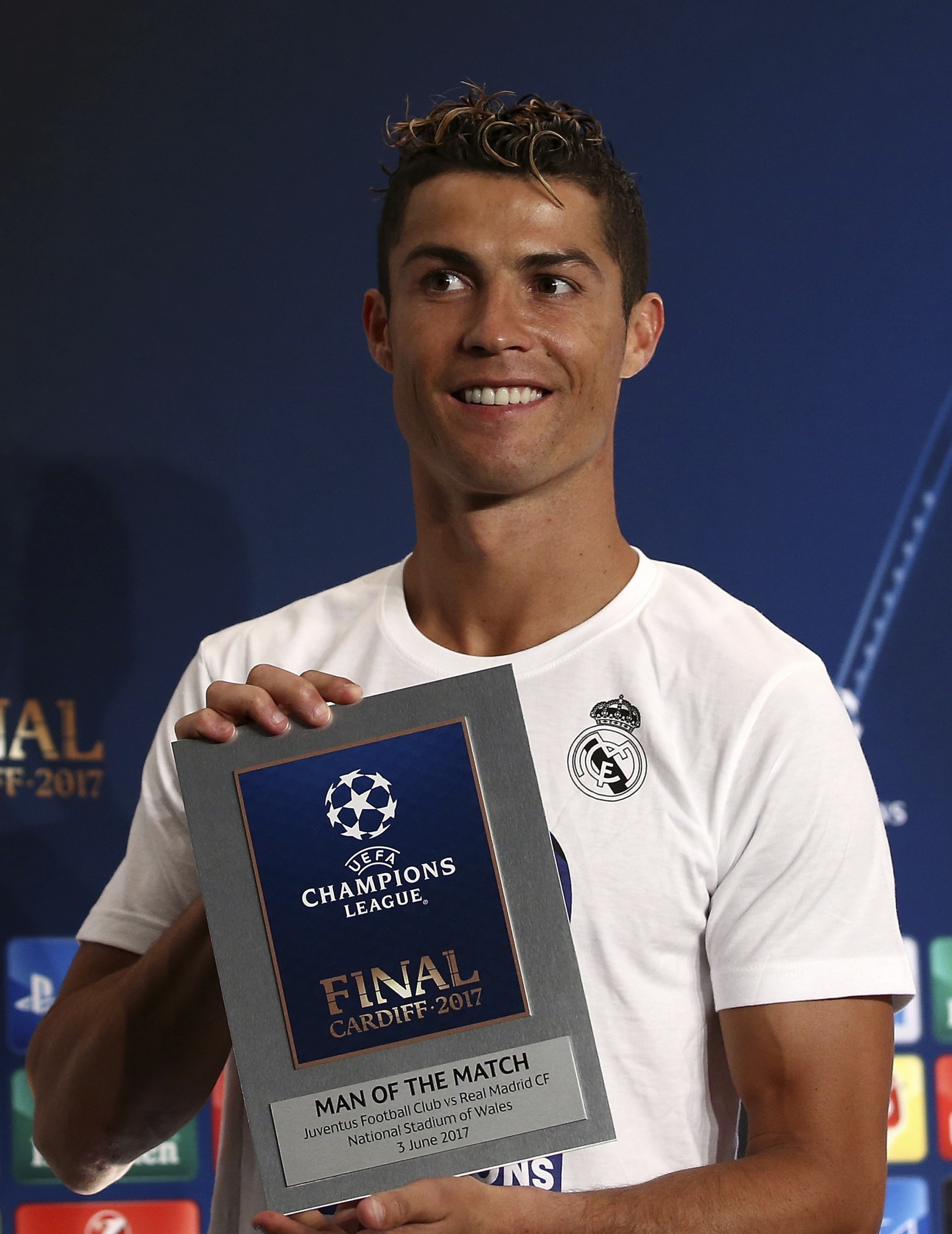 Cristiano Ronaldo s cenou