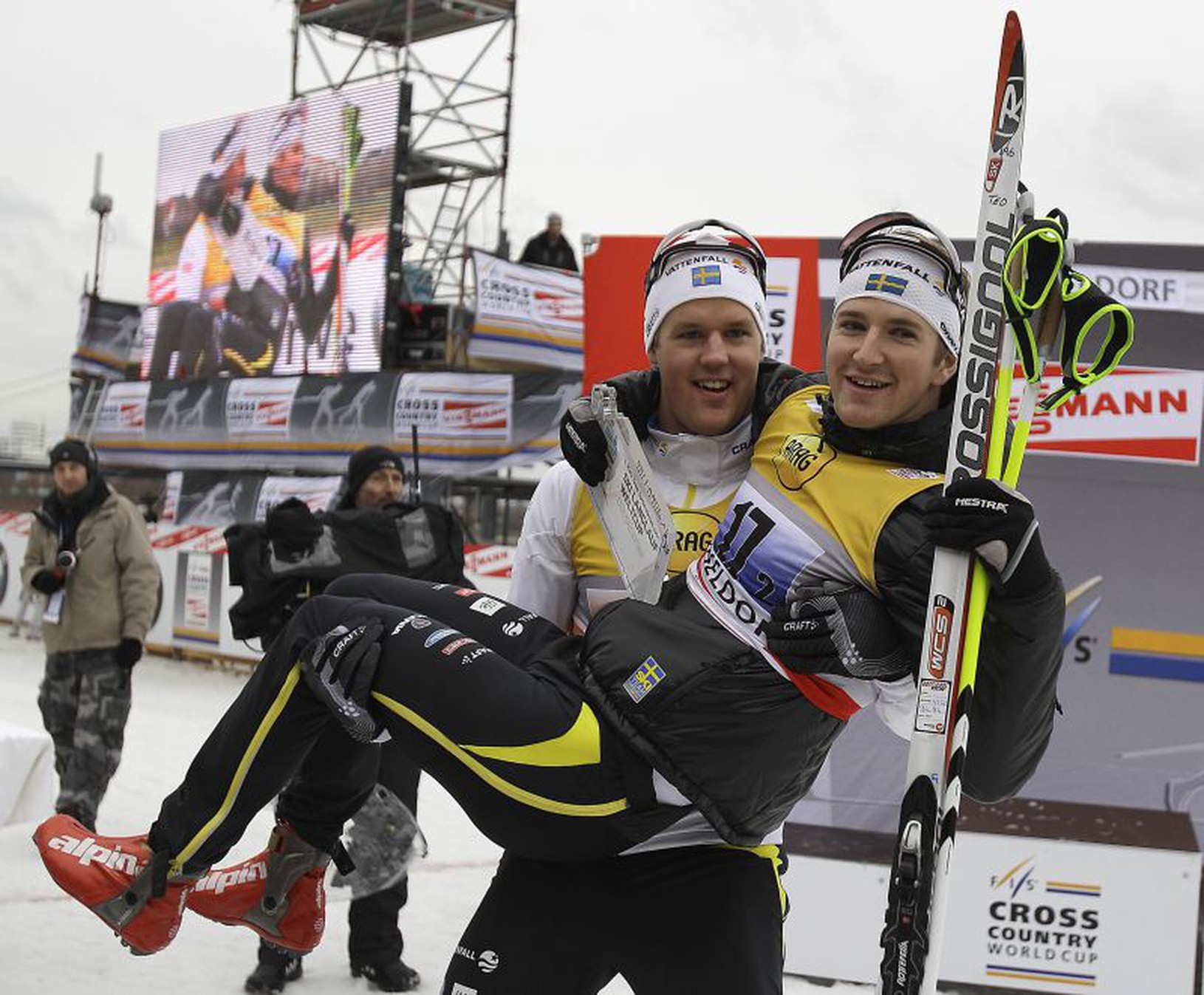 Jesper Modin a Teodor