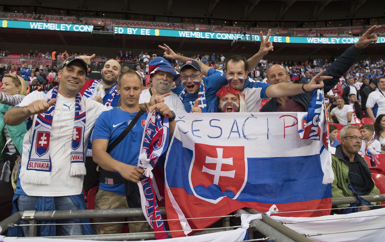 Slovenskí fanúšikovia na Wembley