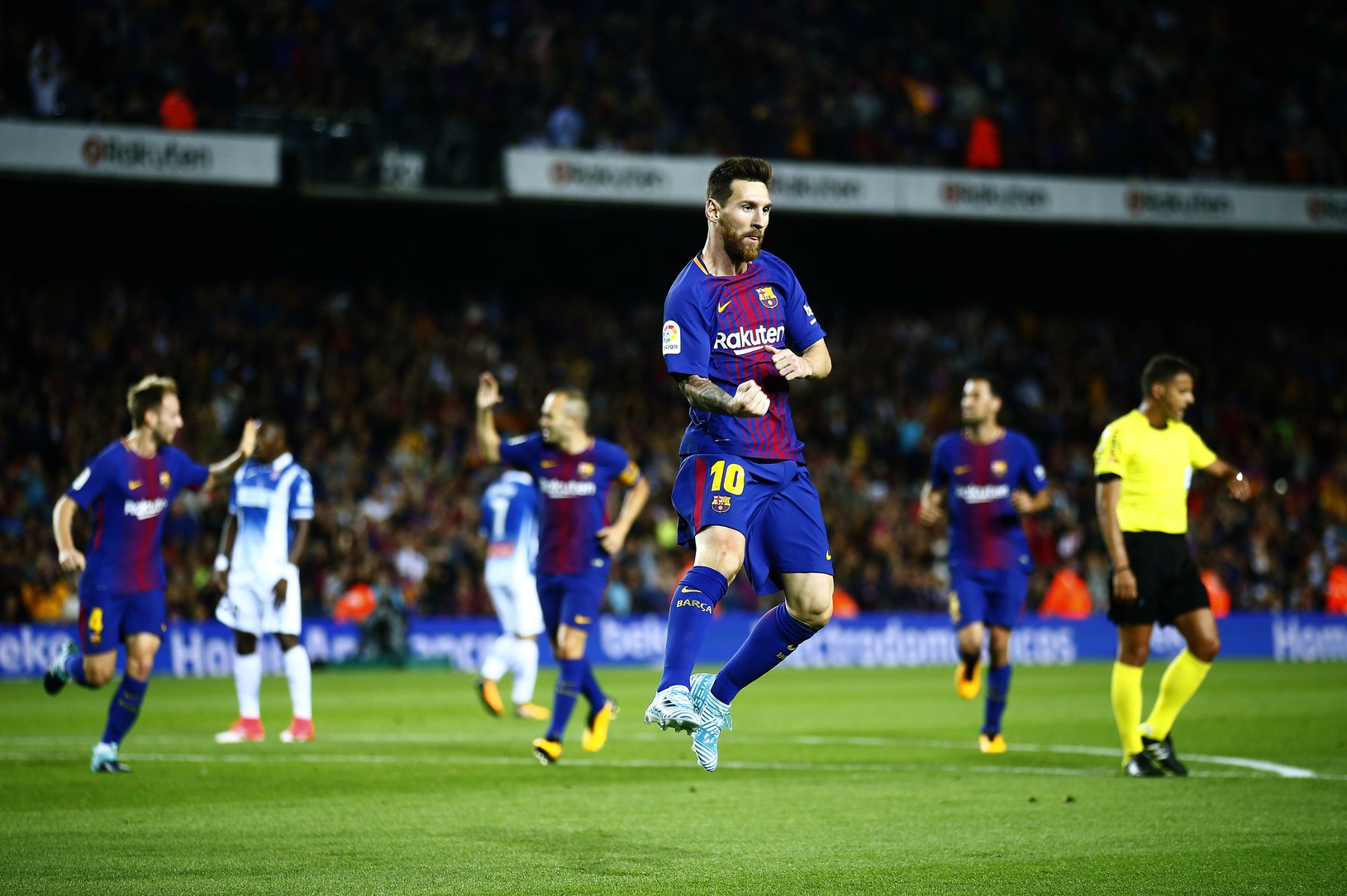 Lionel Messi oslavuje gól