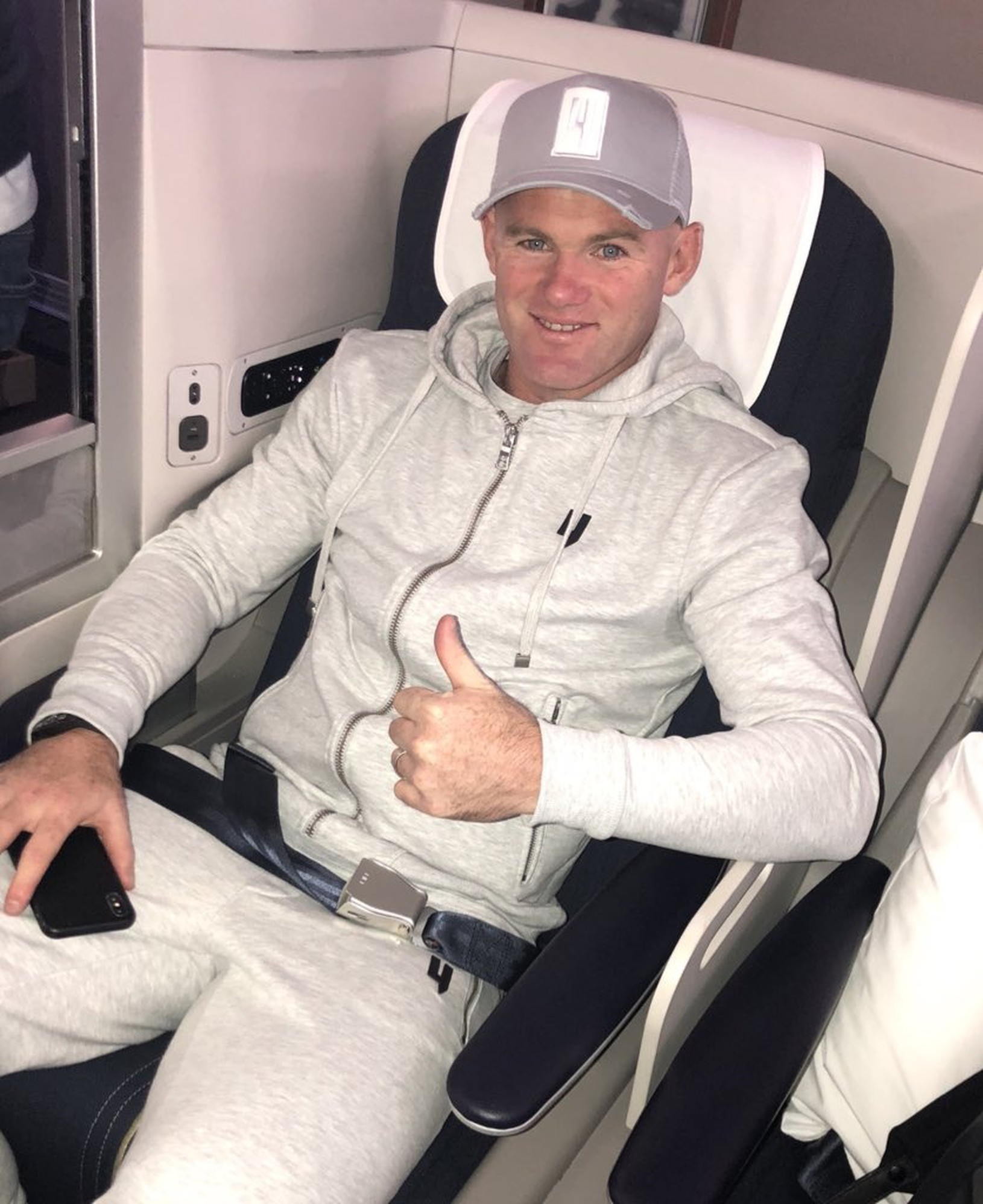 Wayne Rooney počas letu