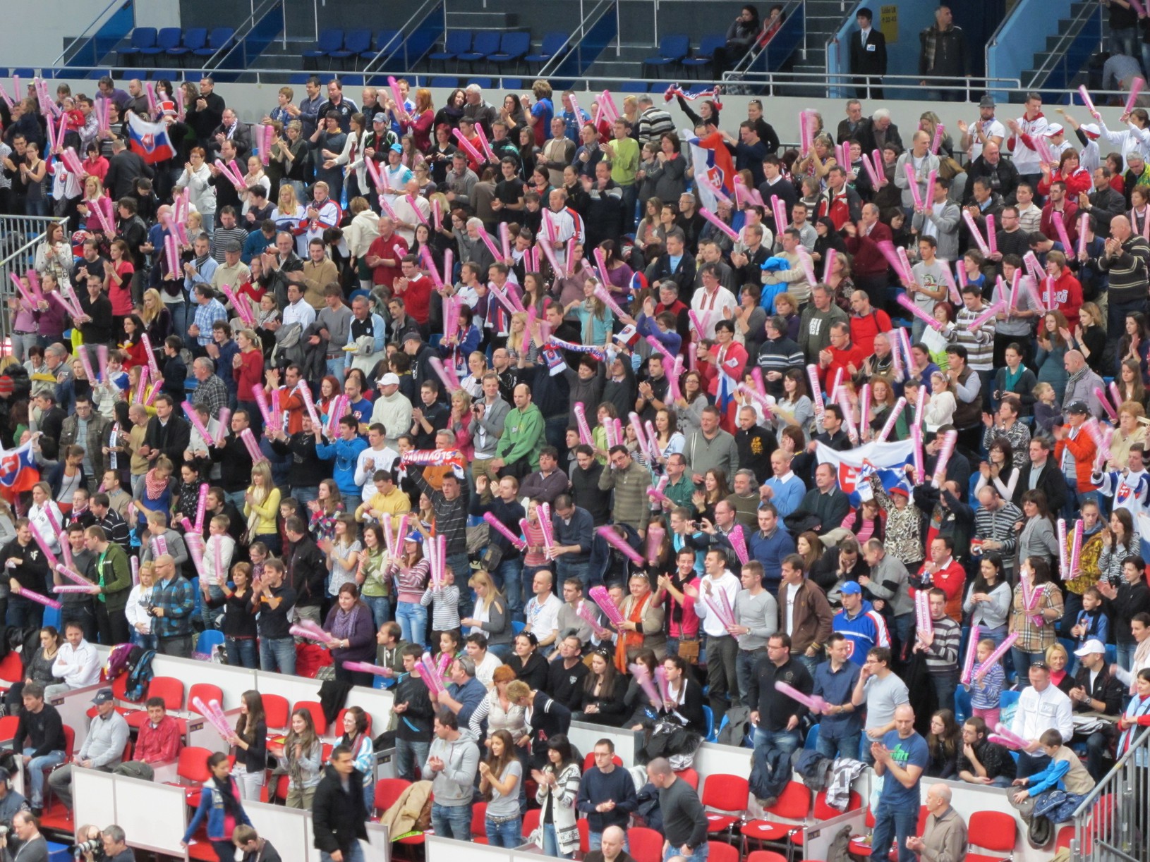 Fanúšikovia aplaudujú Dominike Cibulkovej