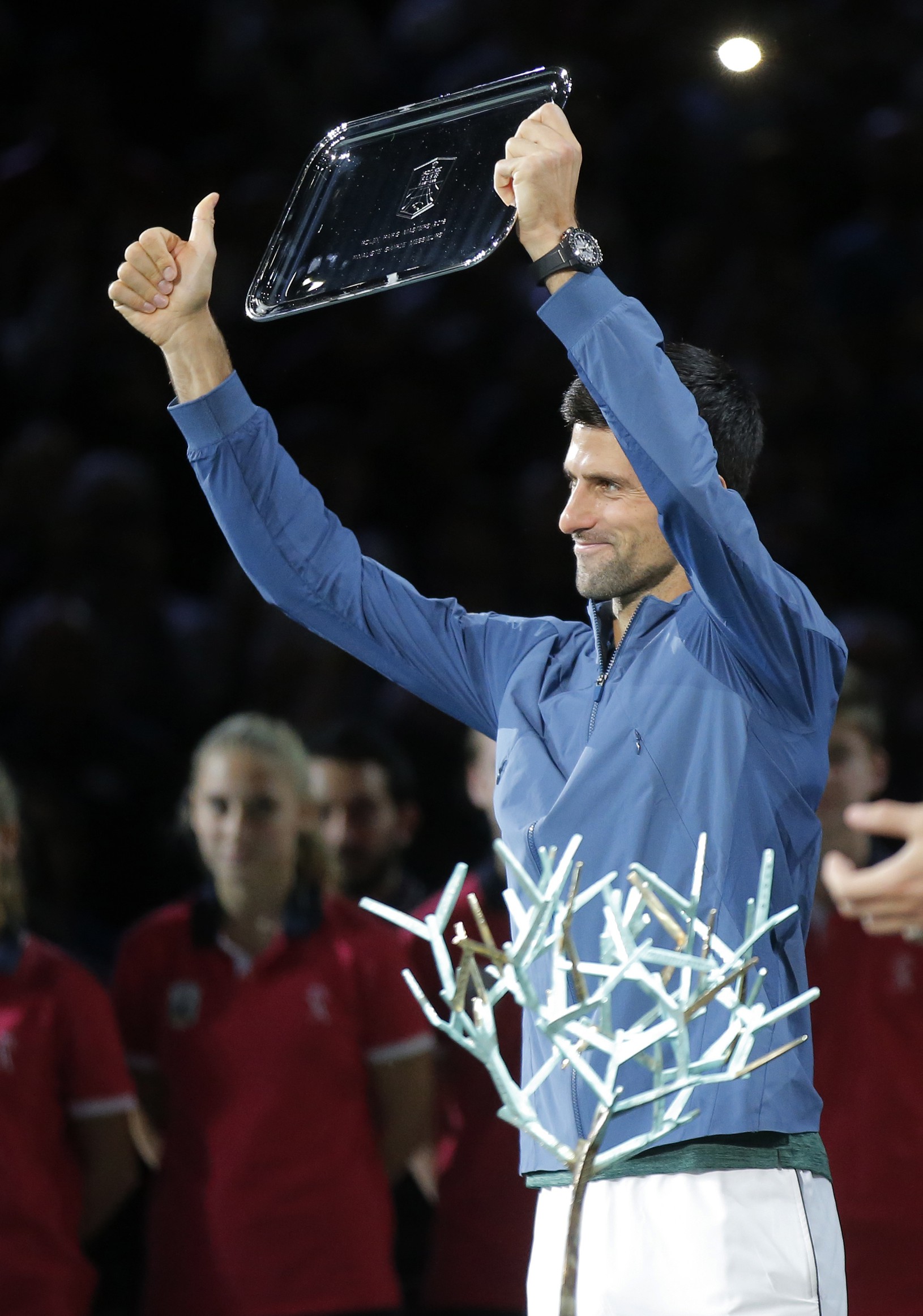 Novak Djokovič s trofejou