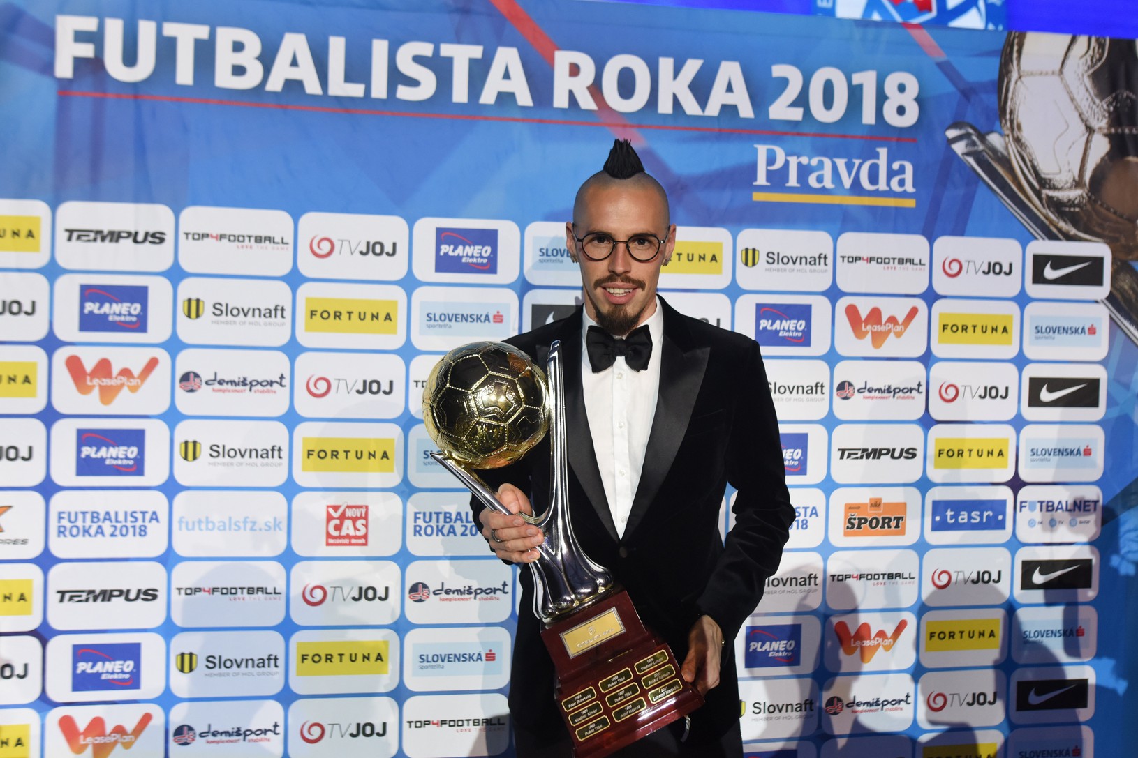 Marek Hamšík s trofejou
