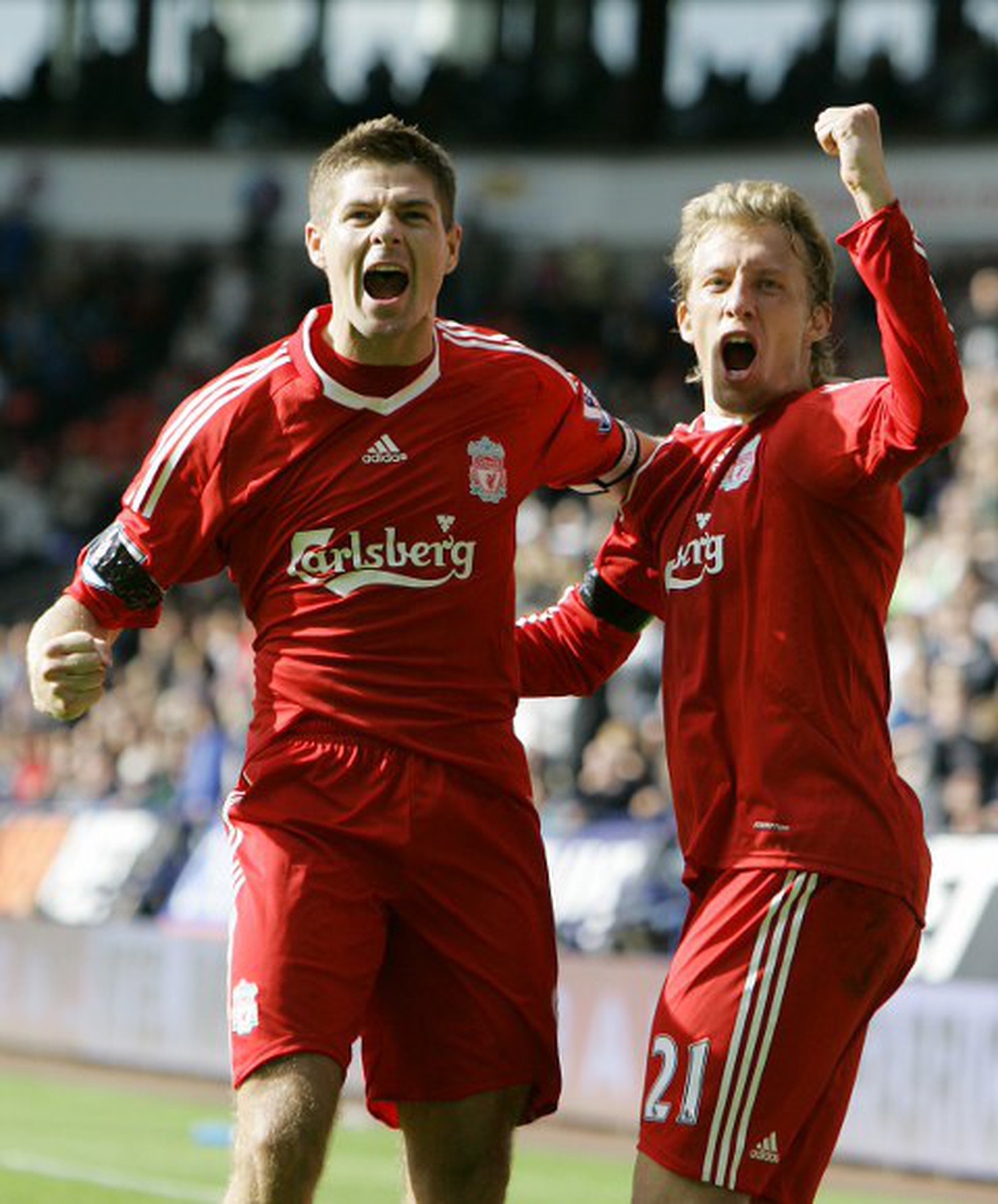 Steven Gerrard a Lucas