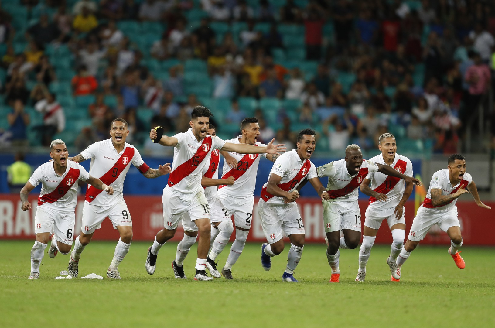 Futbalisti Peru postúpili do