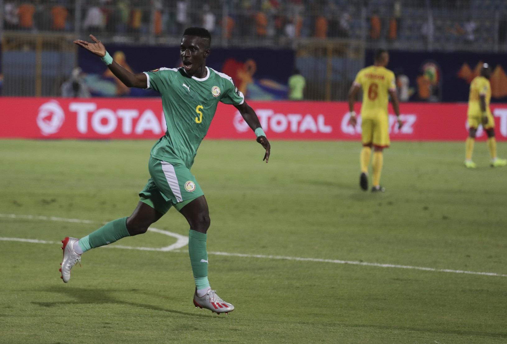 Senegal oslavuje postup do