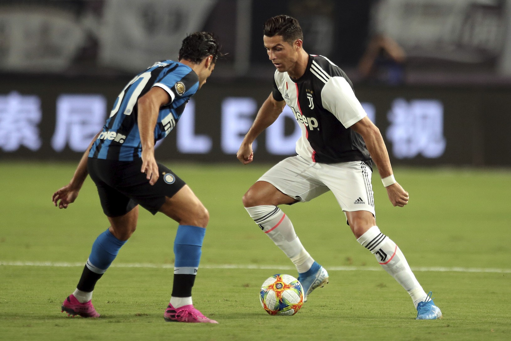 Cristiano Ronaldo pri lopte