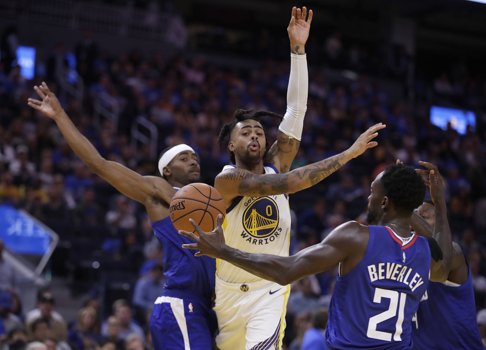 D'Angelo Russell proti presile