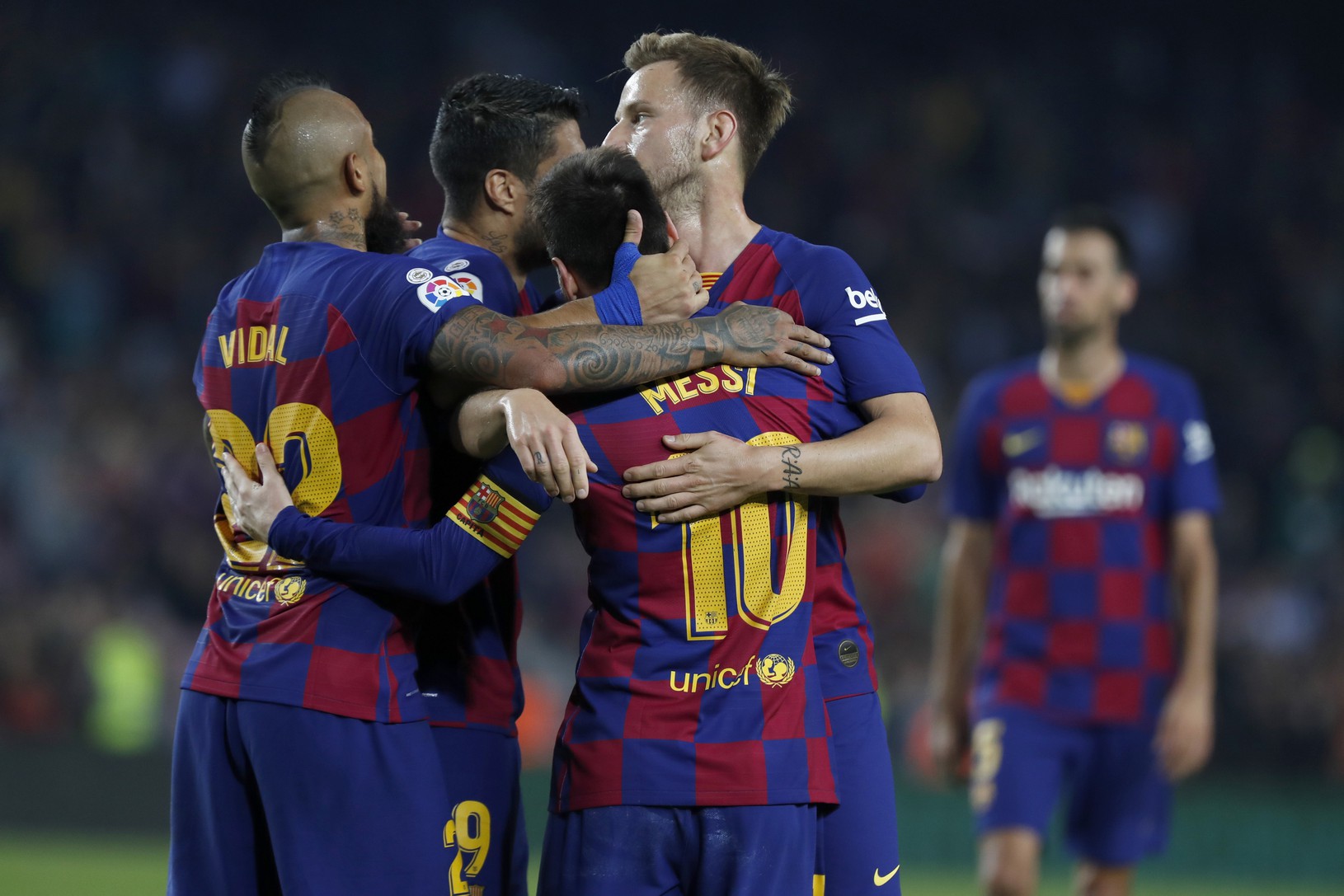 Radosť hráčov Barcelony 