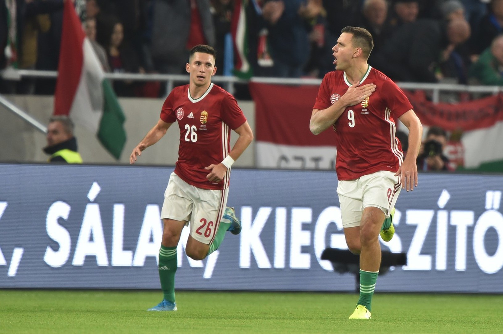 Hráči Maďarska sa radujú