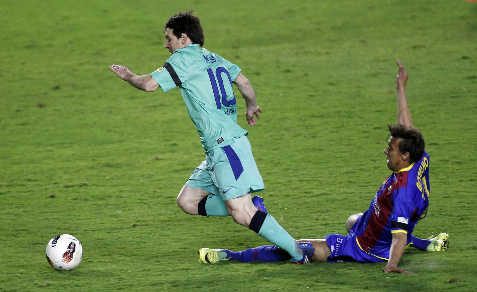 Messi a Botelho