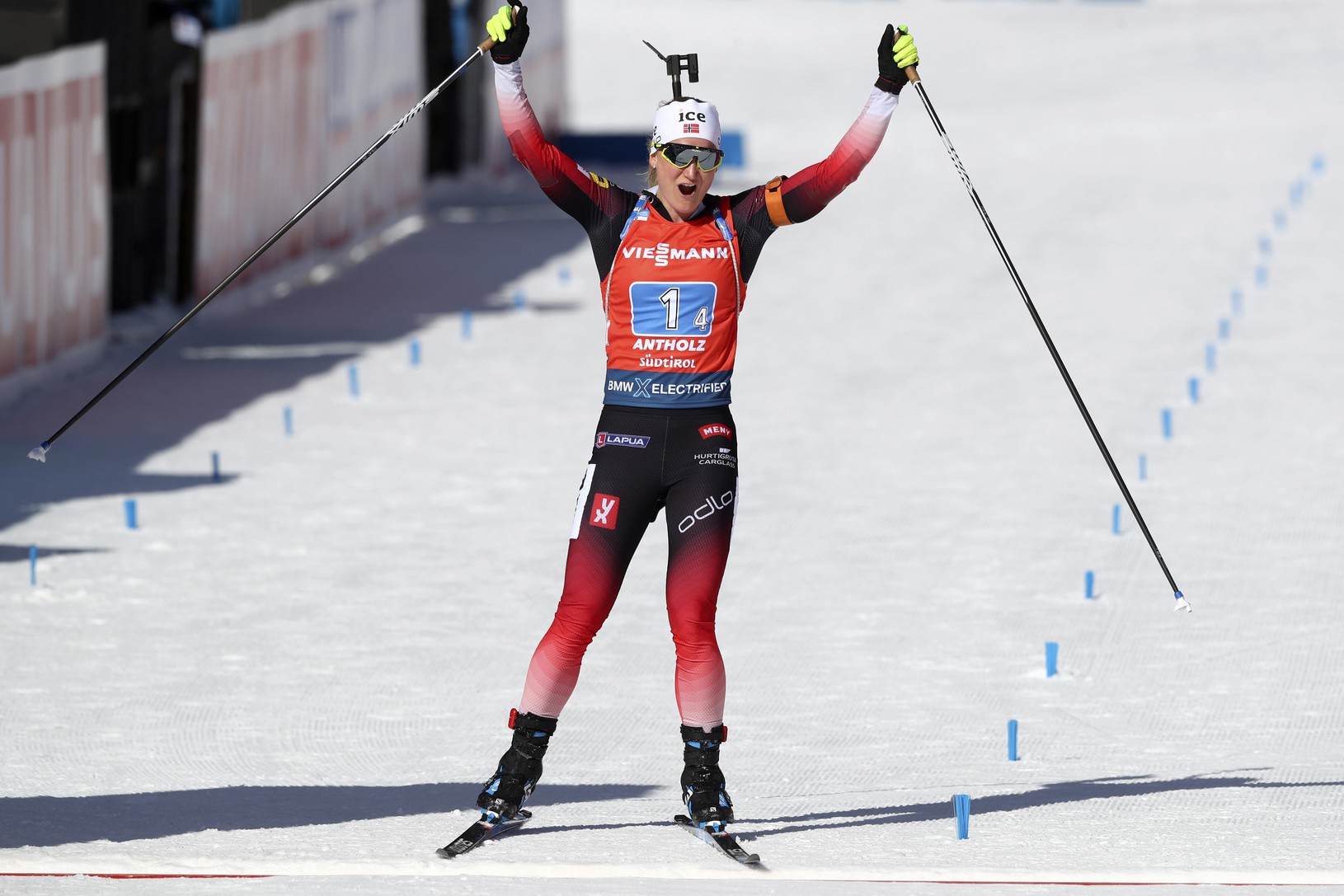 Nórska biatlonistka Marte Olsbu