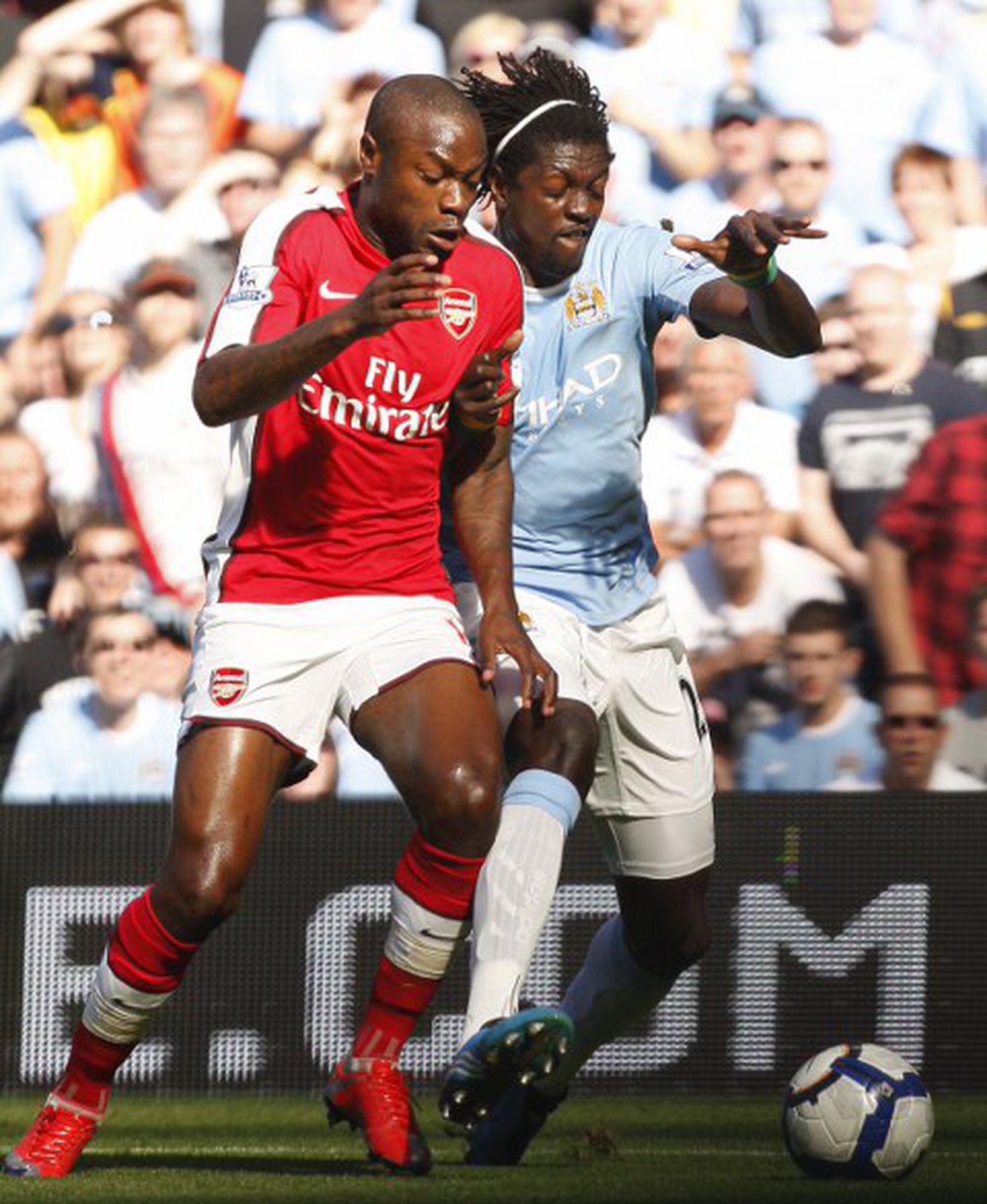 Emanuel Adebayor a William