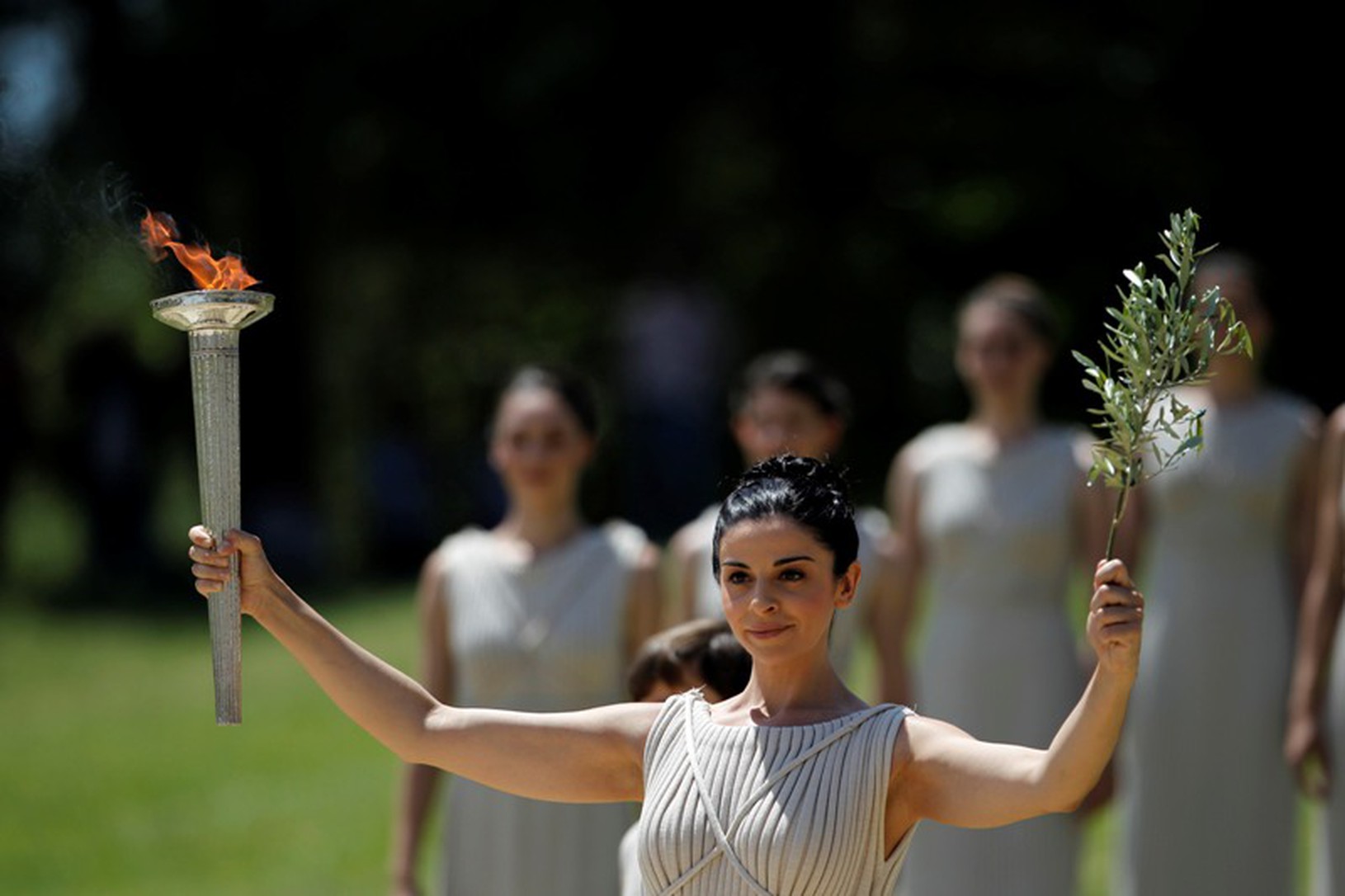 Ceremoniál zapálenia olympijskeho ohňa