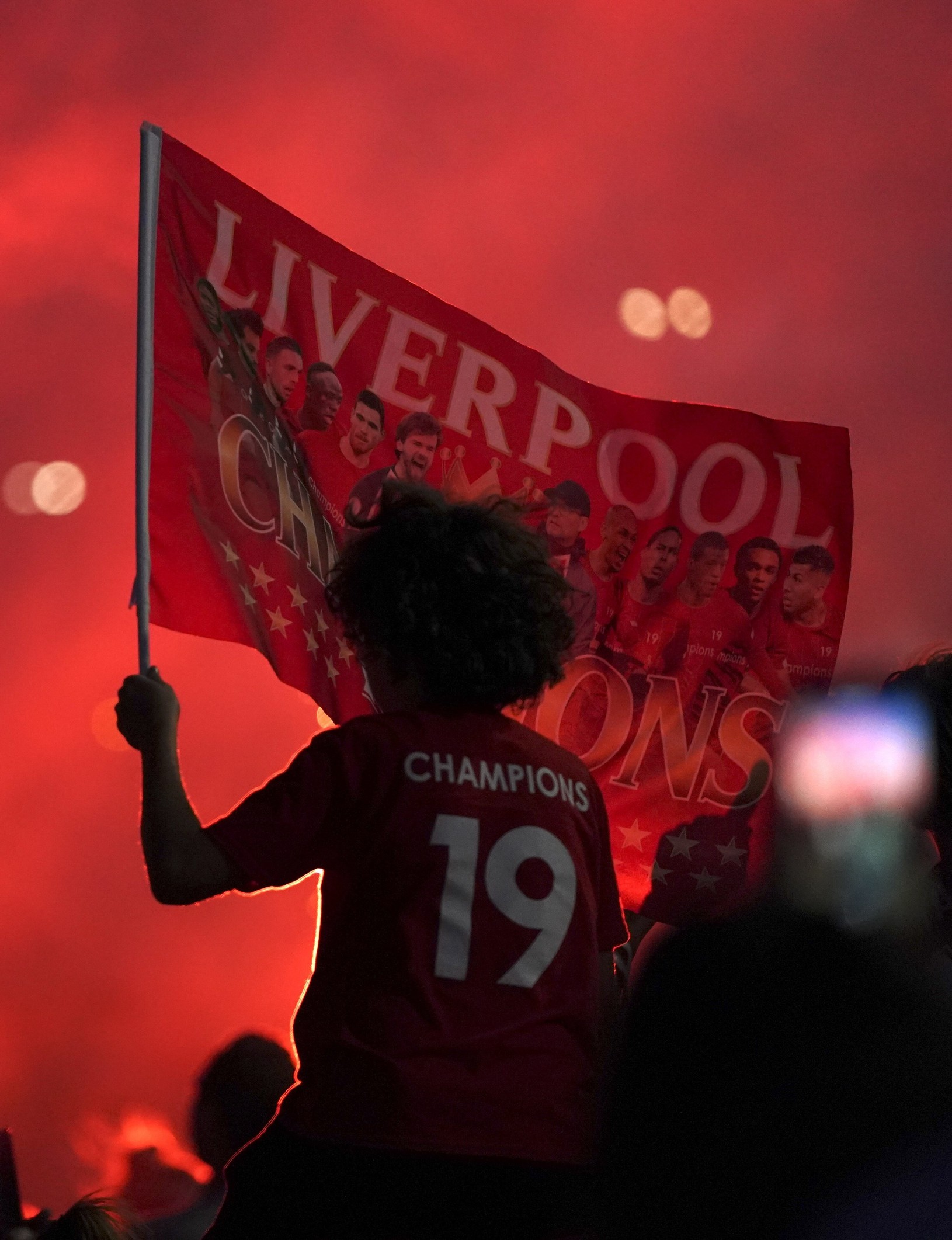 Fanúšikovia Liverpoolu oslavujú titul