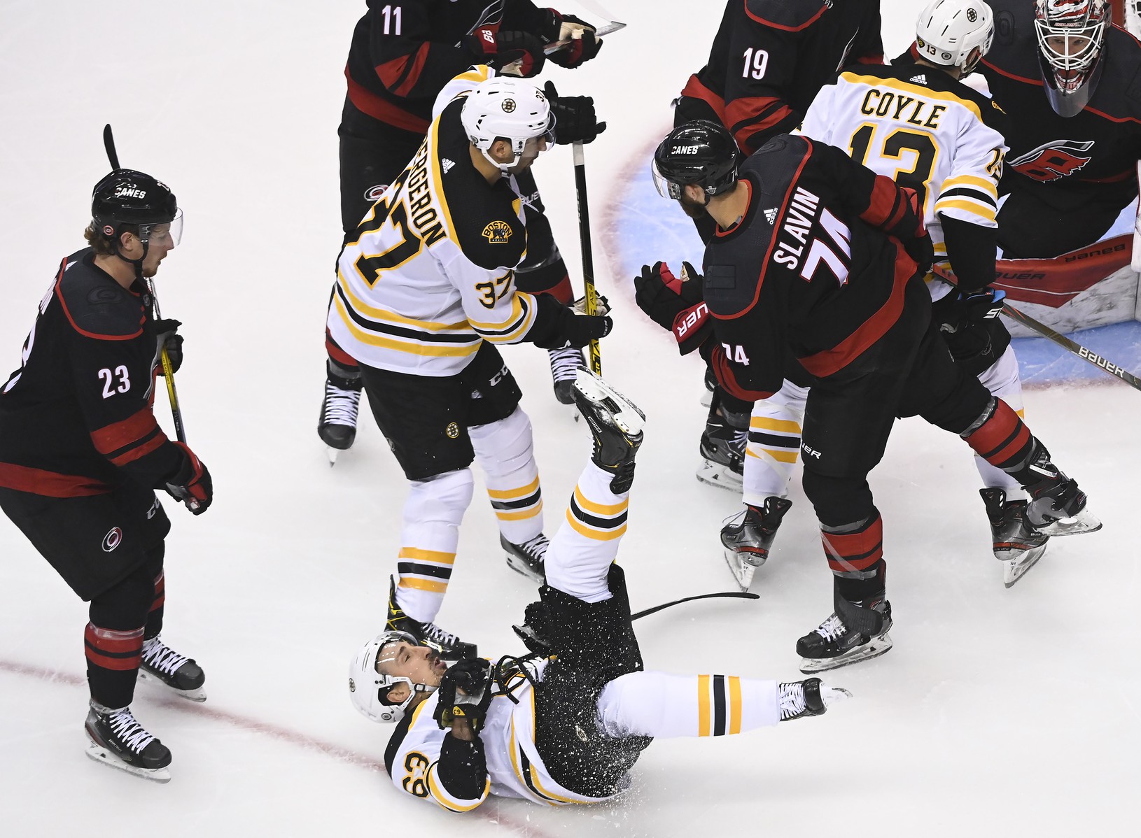 Momentka zo zápasu Bruins