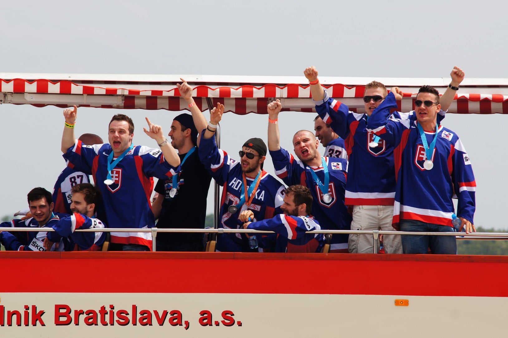 Návrat hokejistov z Helsínk,
