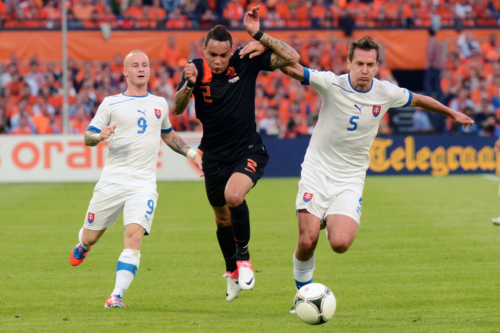 Miroslav Stoch, Gregory van