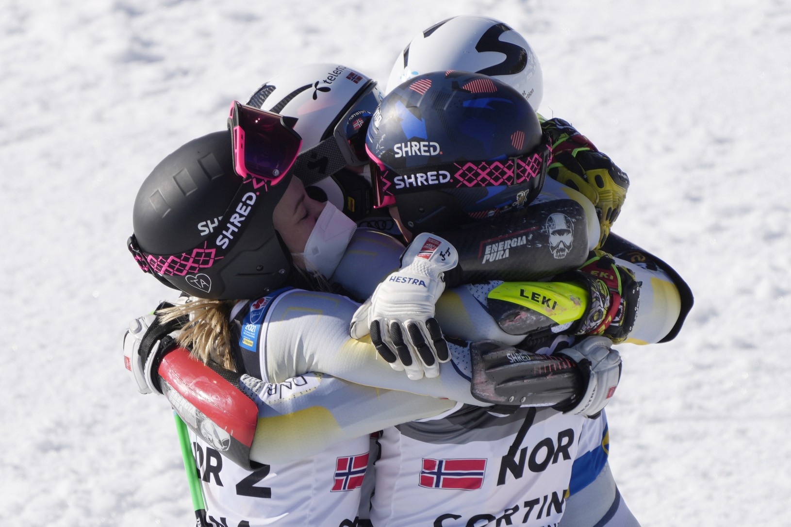 Nórski lyžiari sa radujú