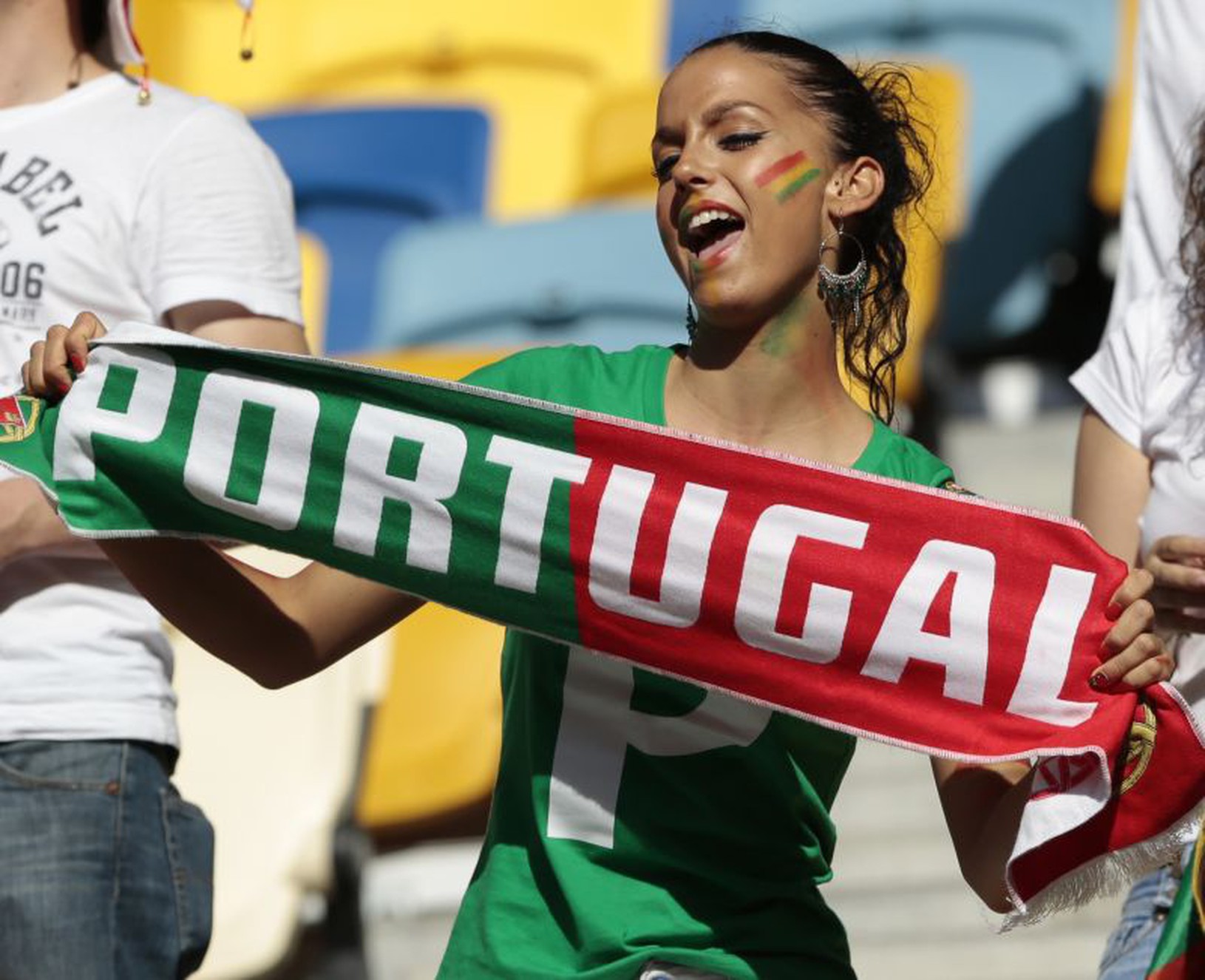 Fanúšička Portugalska na zápase