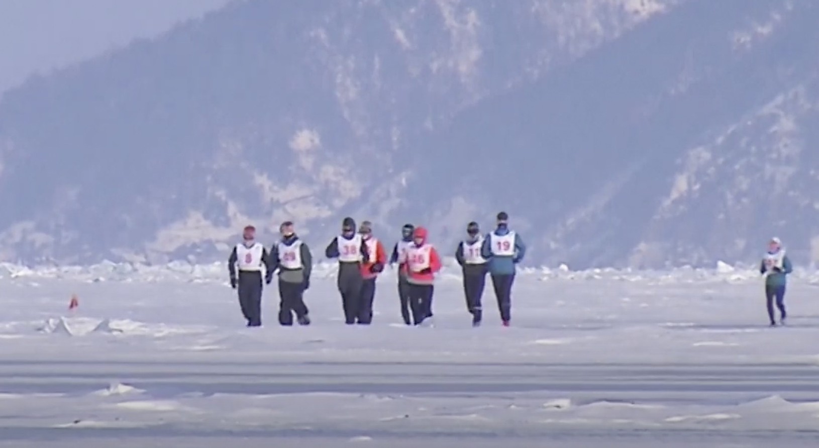 Ľadový maratón na Bajkalsom