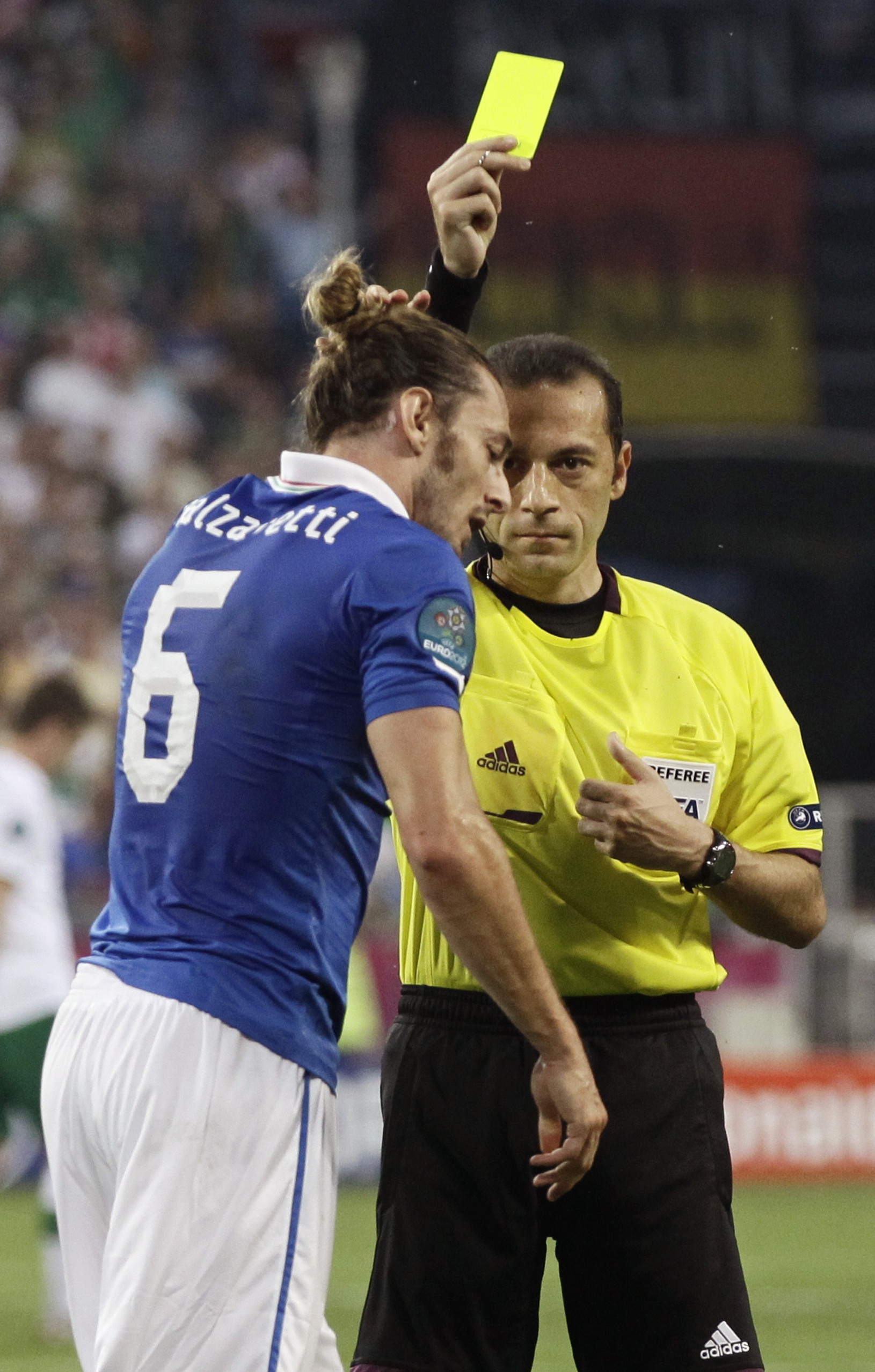 Federico Balzaretti dostáva žltú
