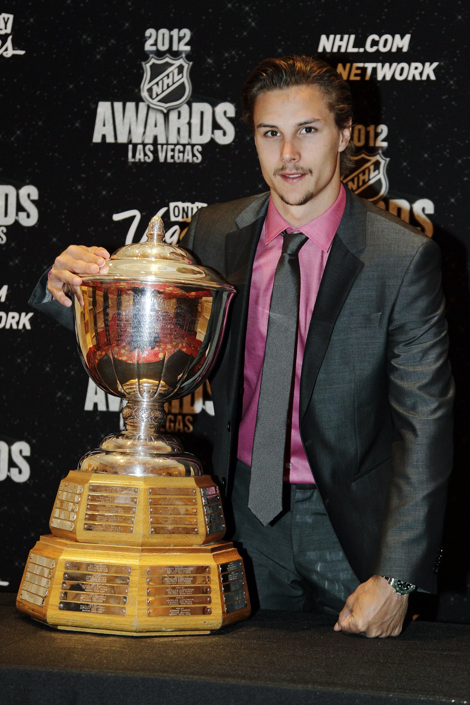 Erik Karlsson s Norrisovou