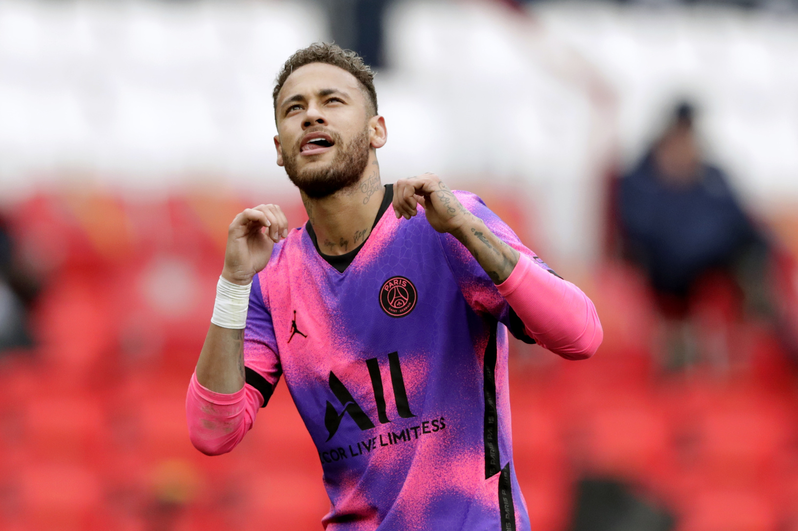 Neymar oslavuje gól 