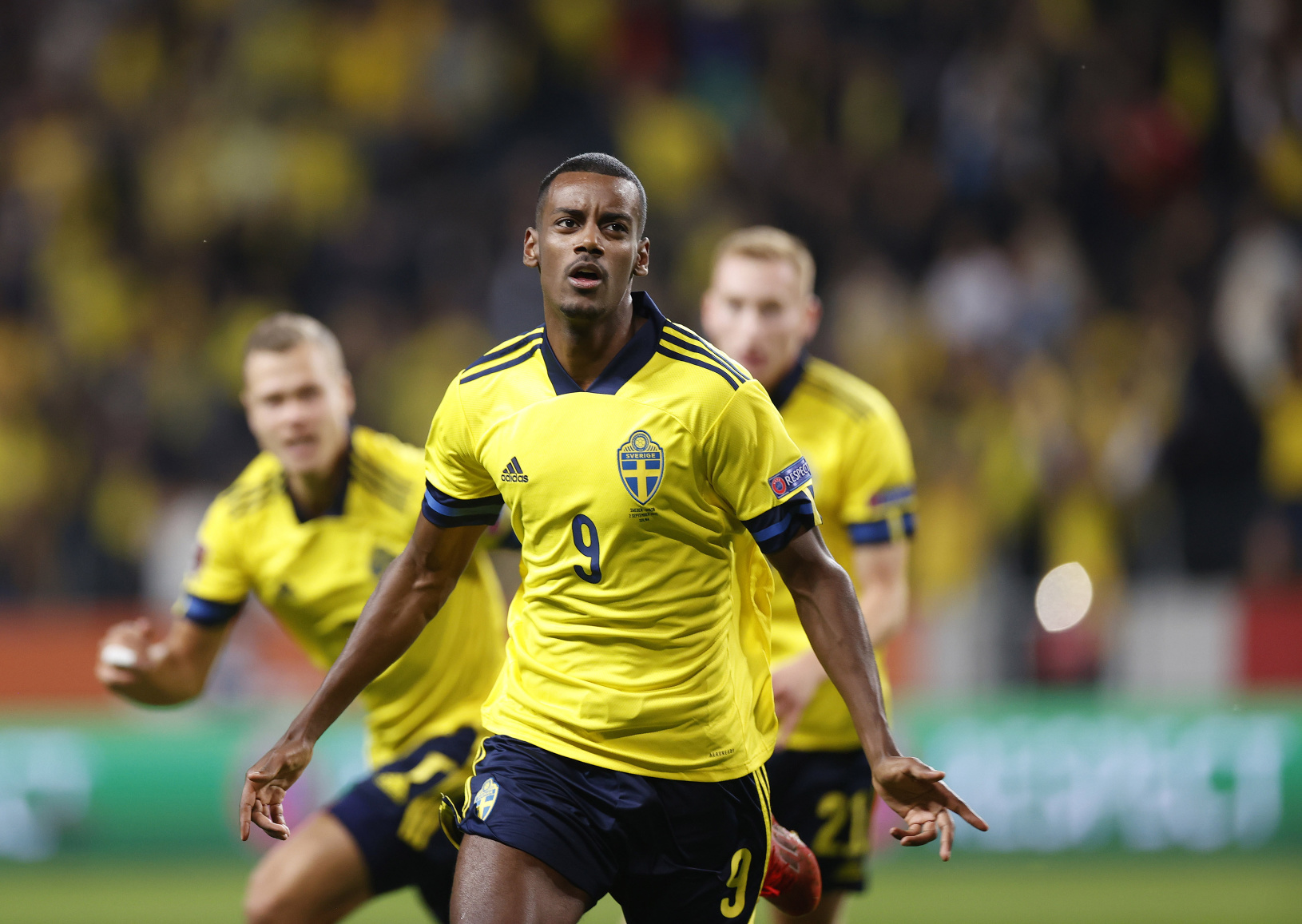 Hráči Švédska oslavujú gól