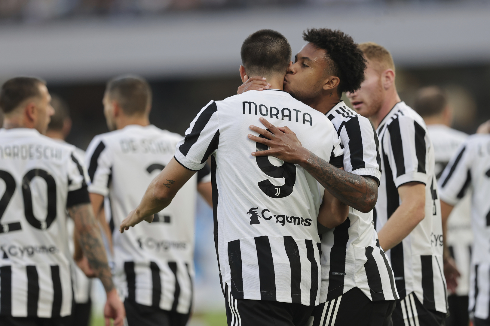 Neapol doma zdolal Juventus