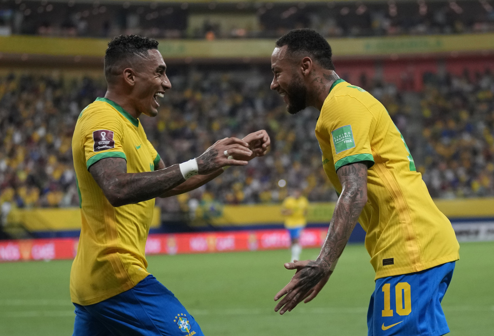 Raphinha a Neymar sa
