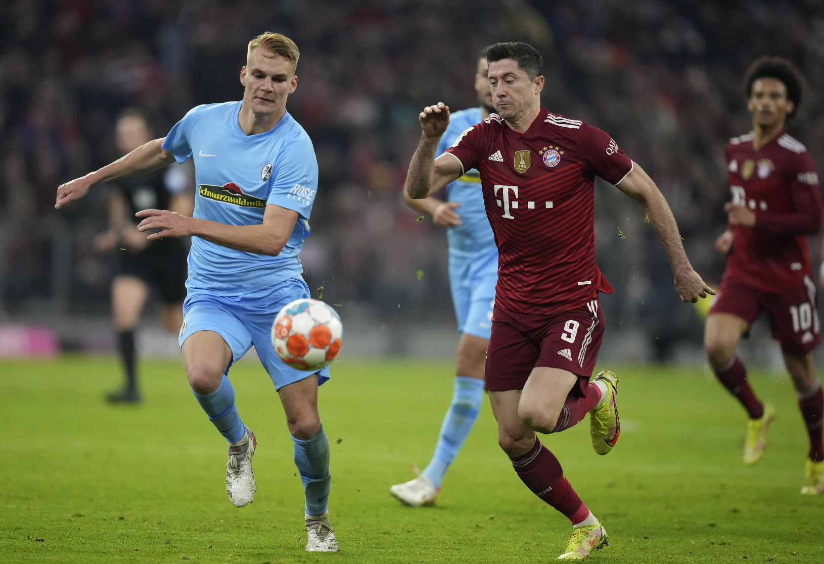 Robert Lewandowski a Lukas