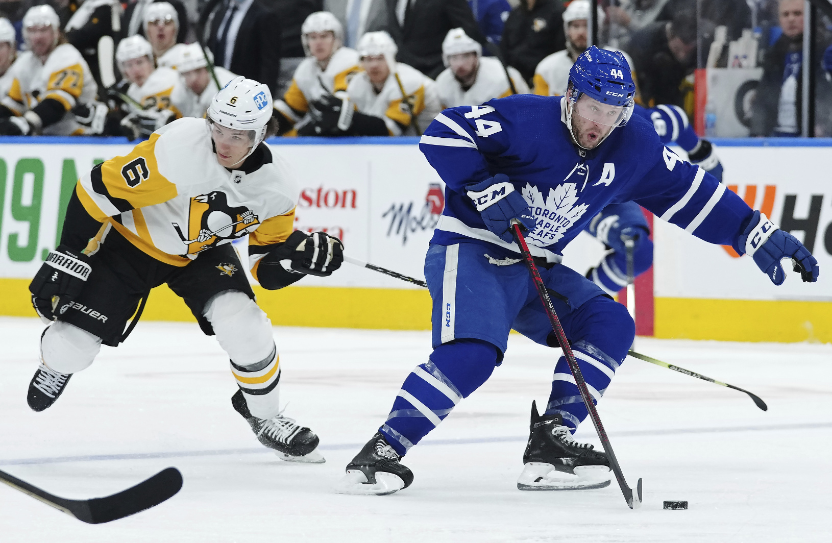 Morgan Rielly a John