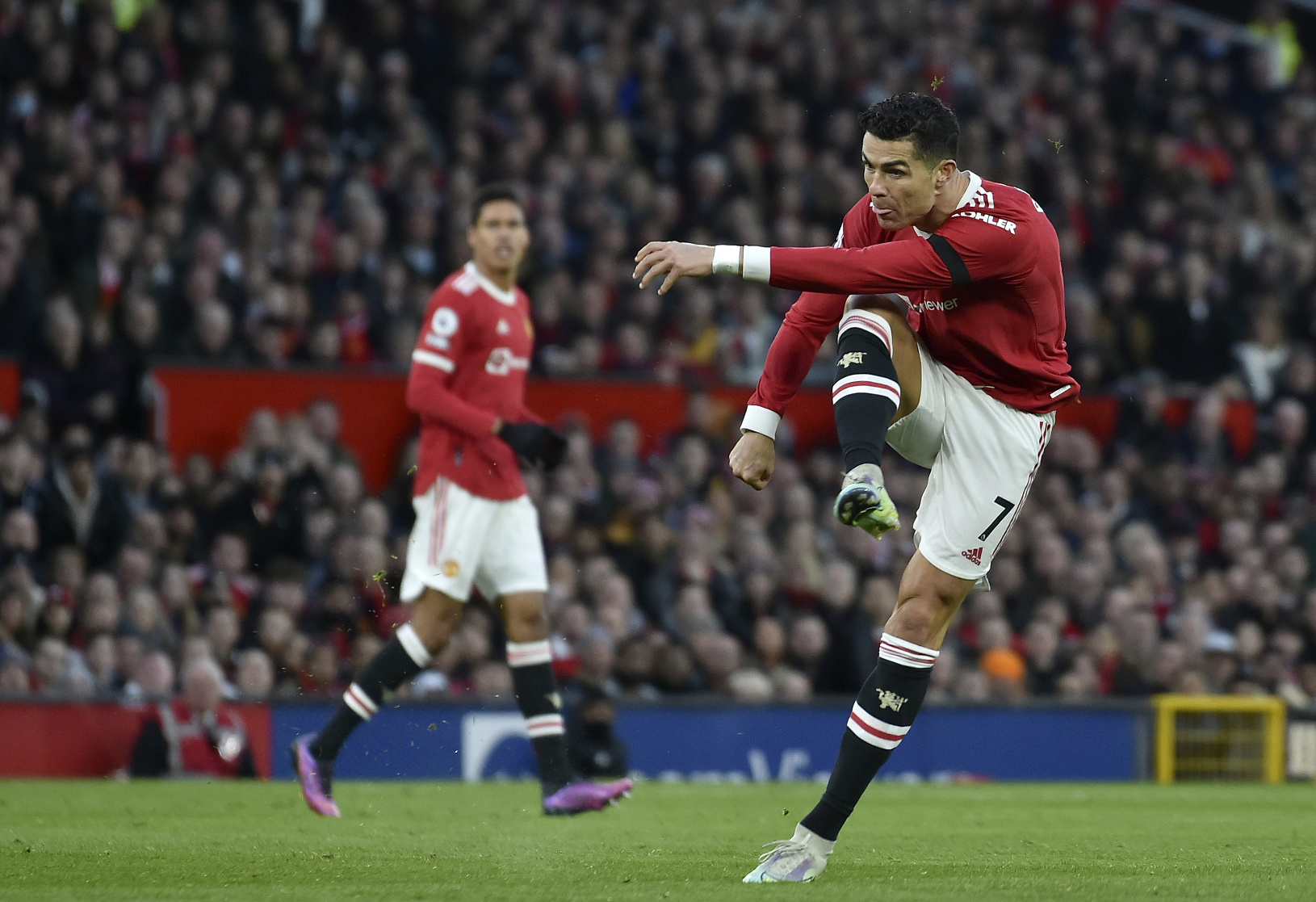 Cristiano Ronaldo dáva vedúci