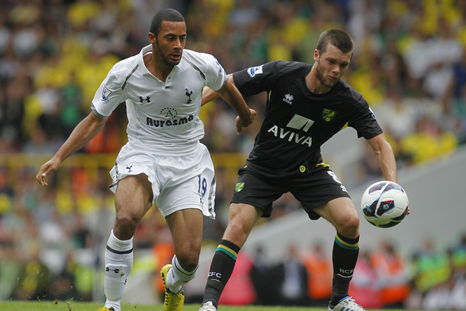 Mousa Dembele a Jonny