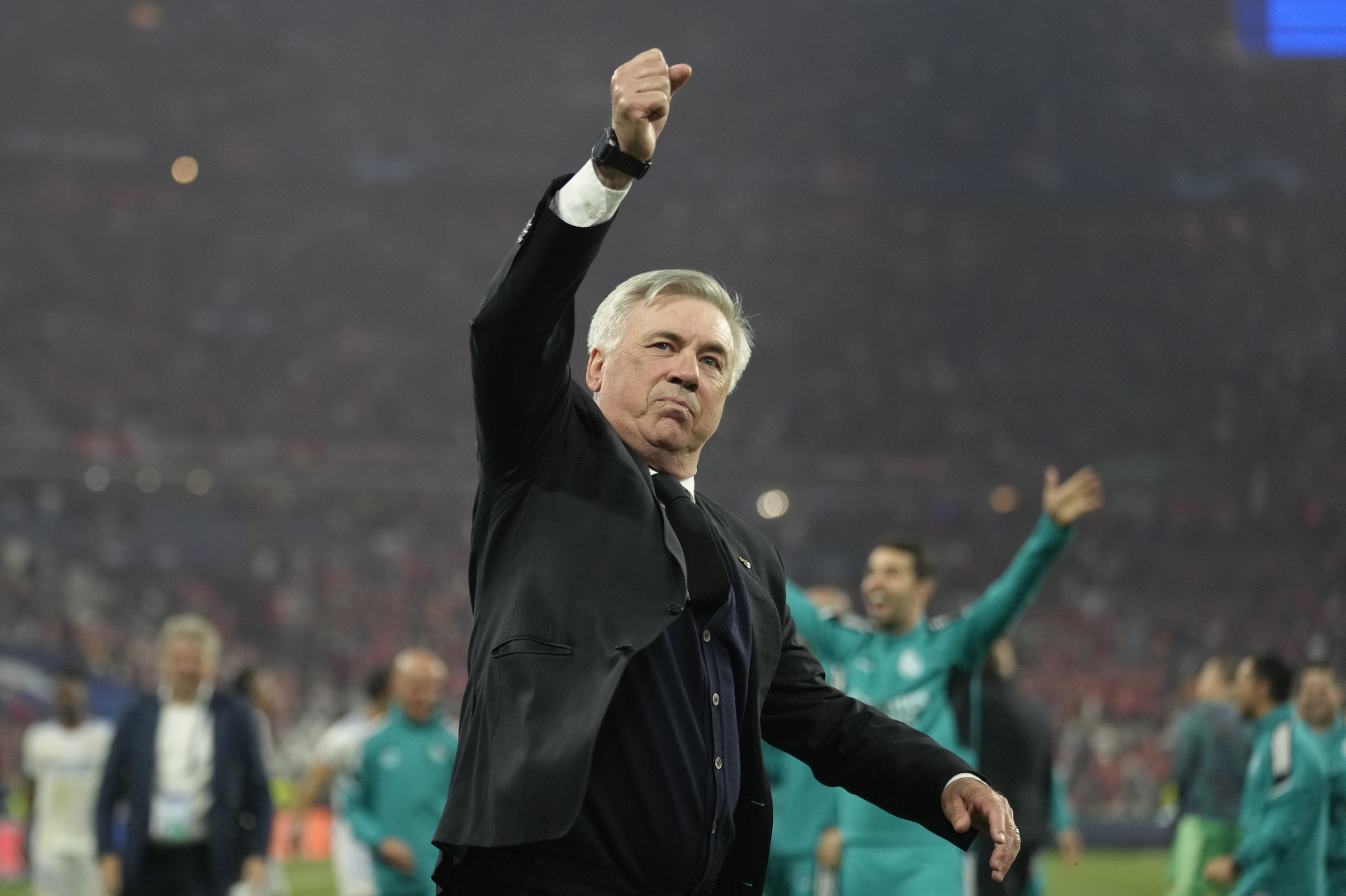 Oslavujúci Carlo Ancelotti