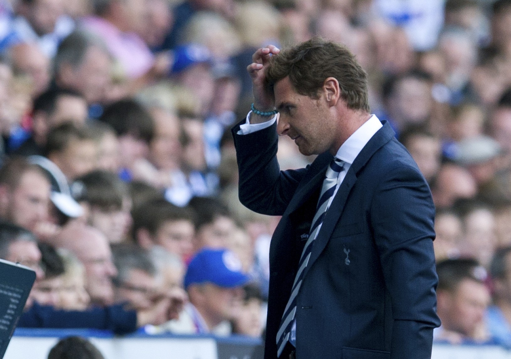 Andre Villas-Boas na lavičke