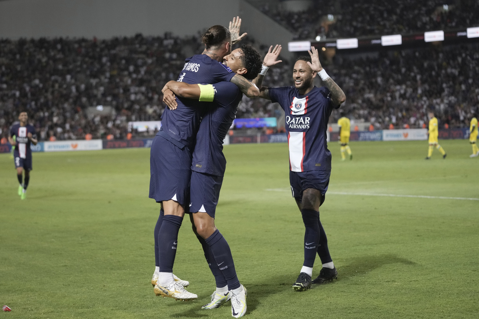 Sergio Ramos oslavuje gól