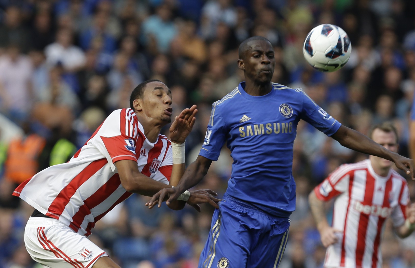 Steven N'Zonzi a Ramires