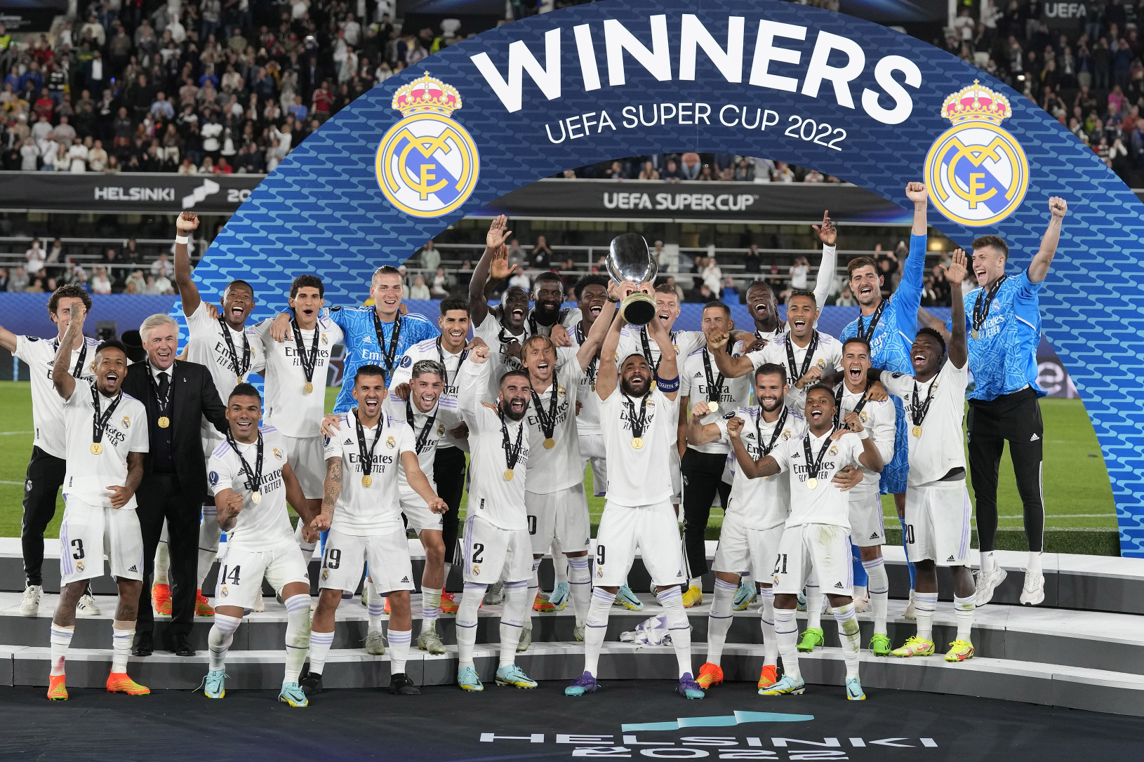 Futbalisti Realu Madrid oslavujú