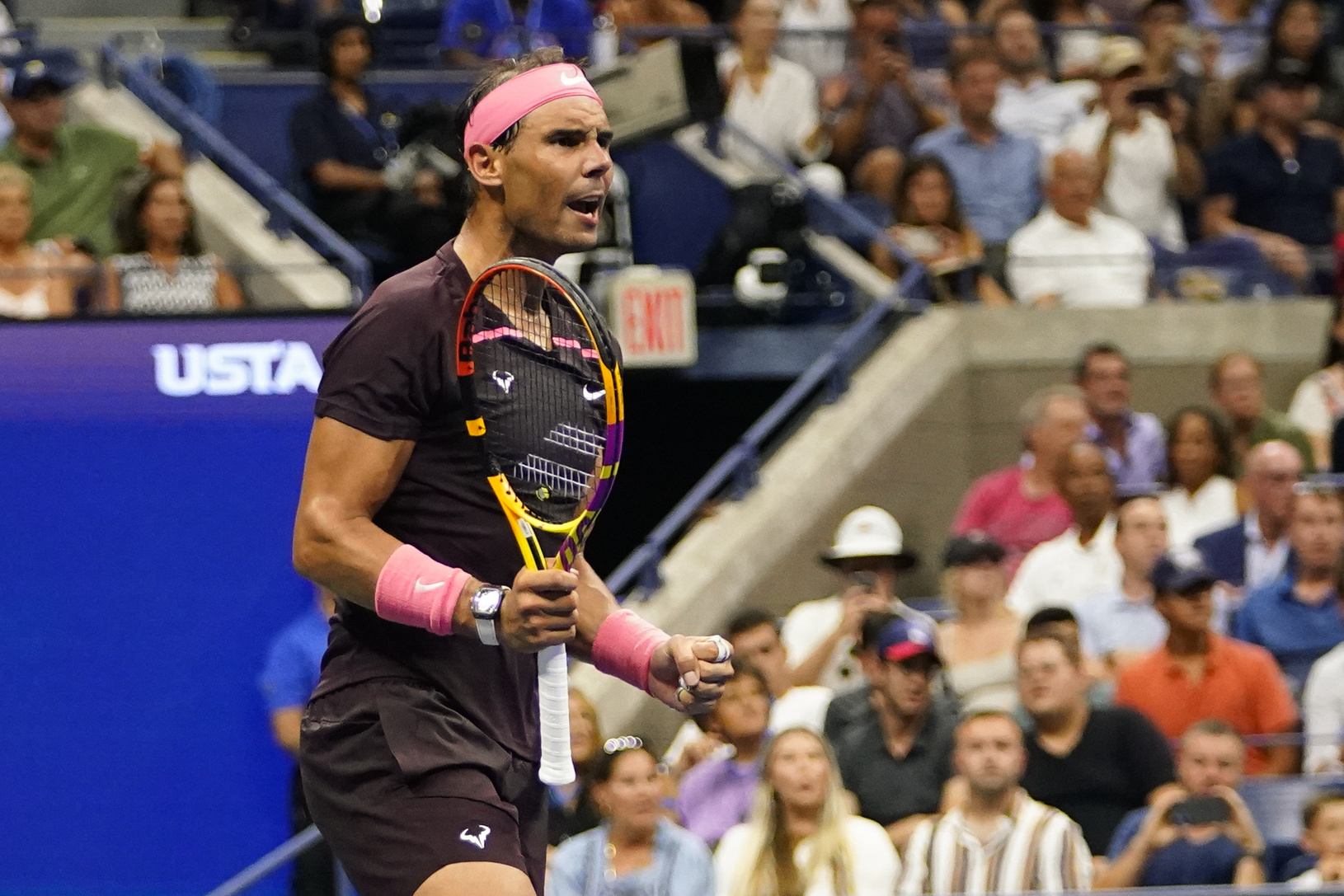 Rafael Nadal oslavuje zisk