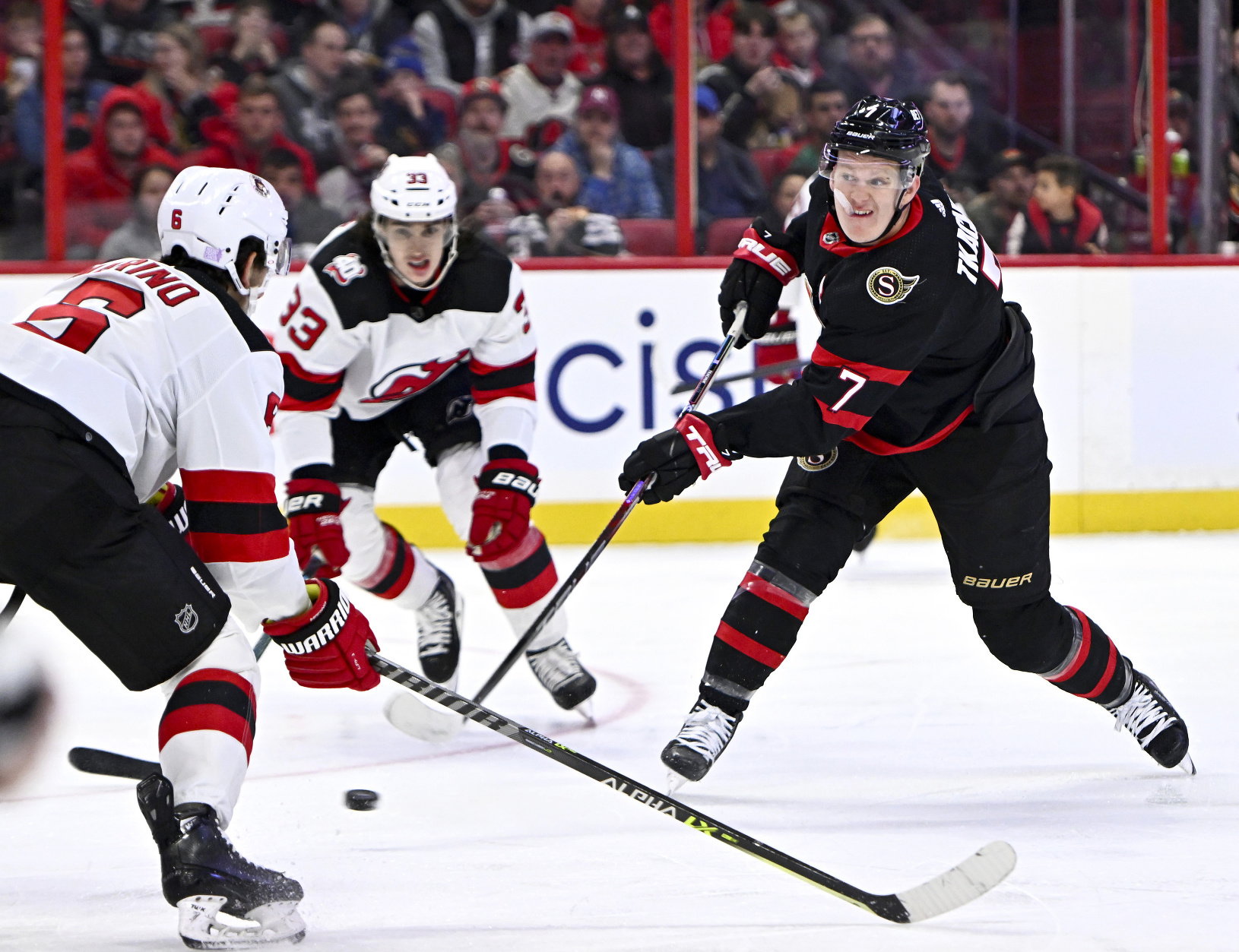 Brady Tkachuk (7), John
