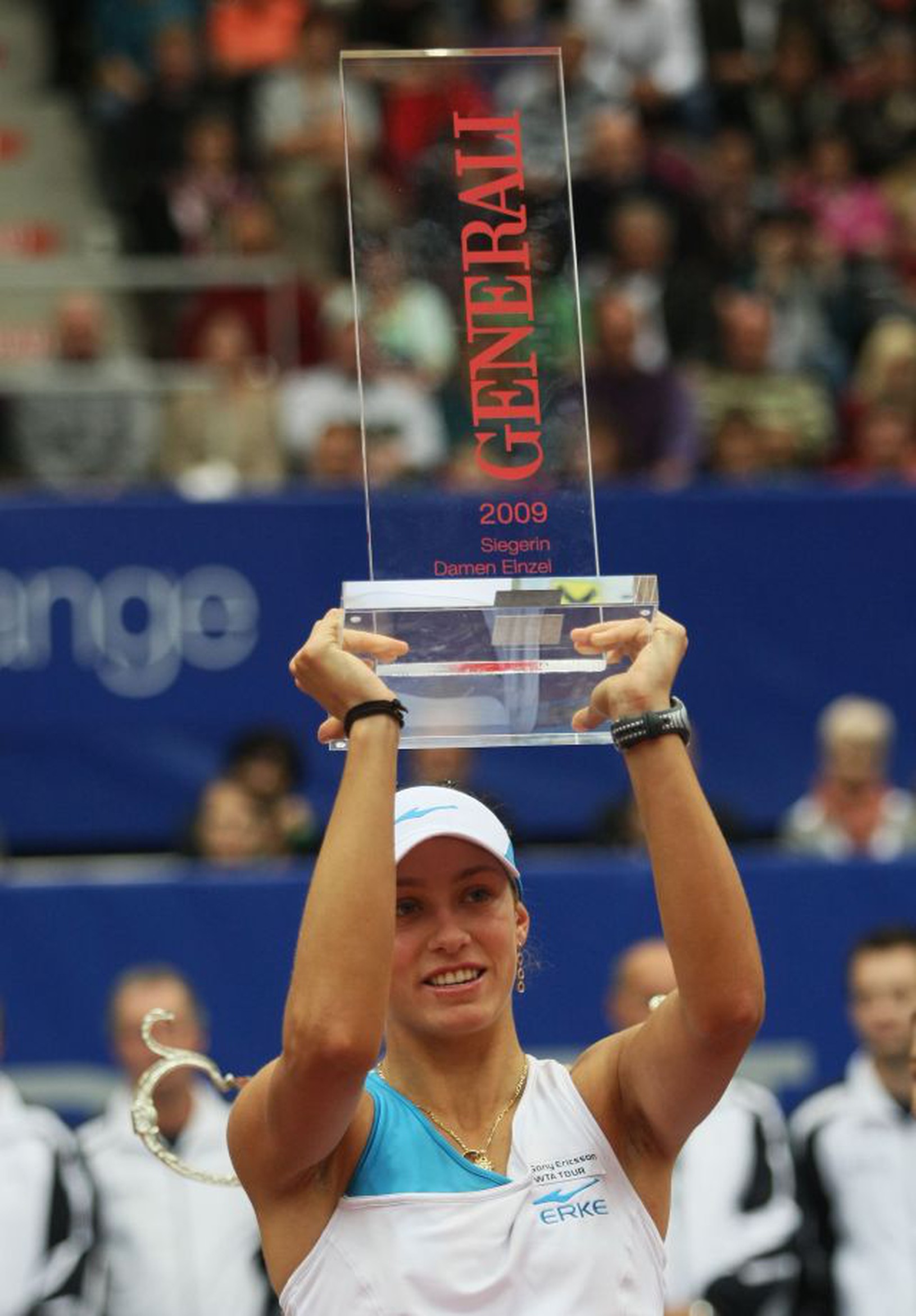 Yanina Wickmayerová