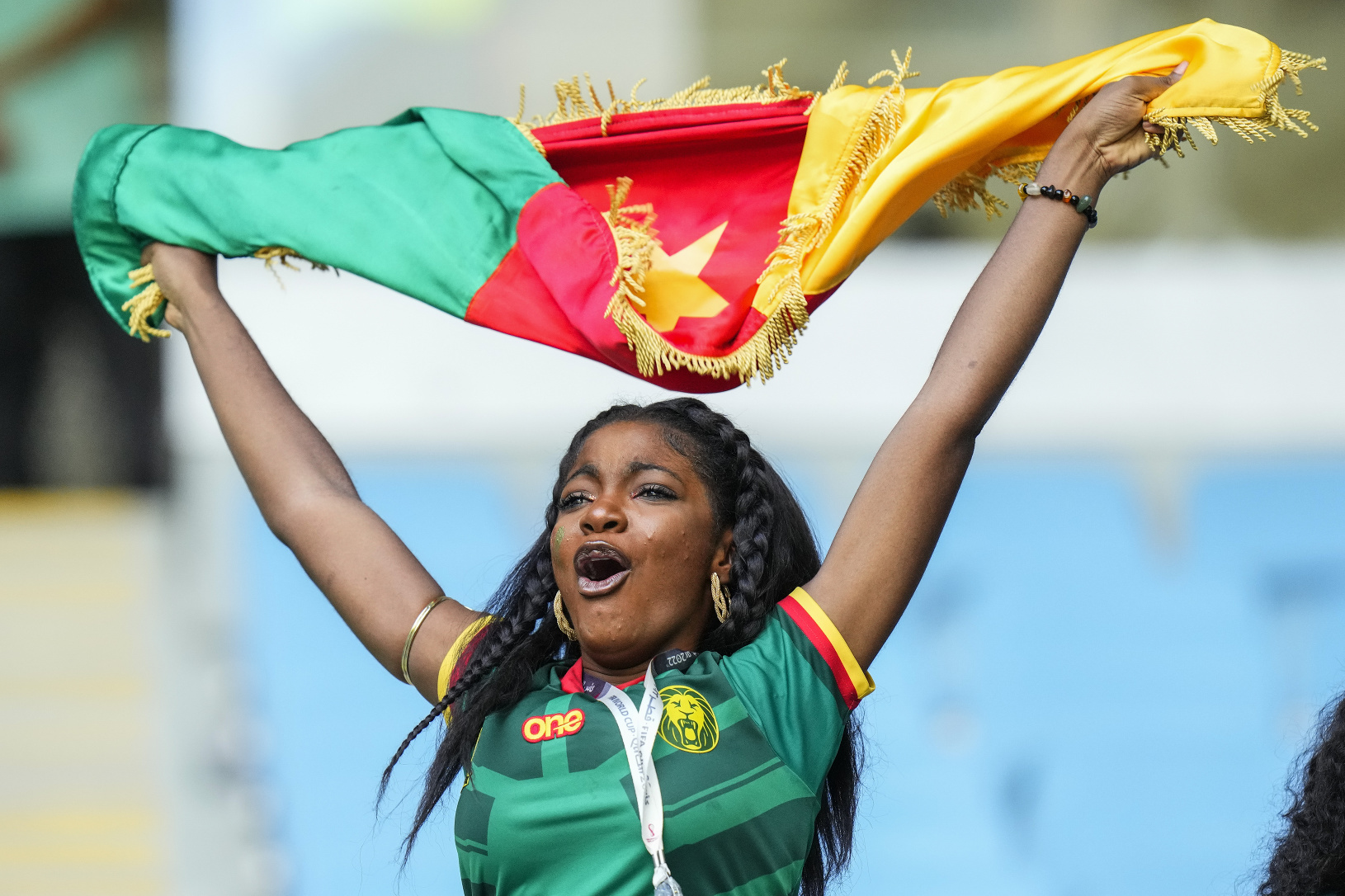 Fanúšička Kamerunu