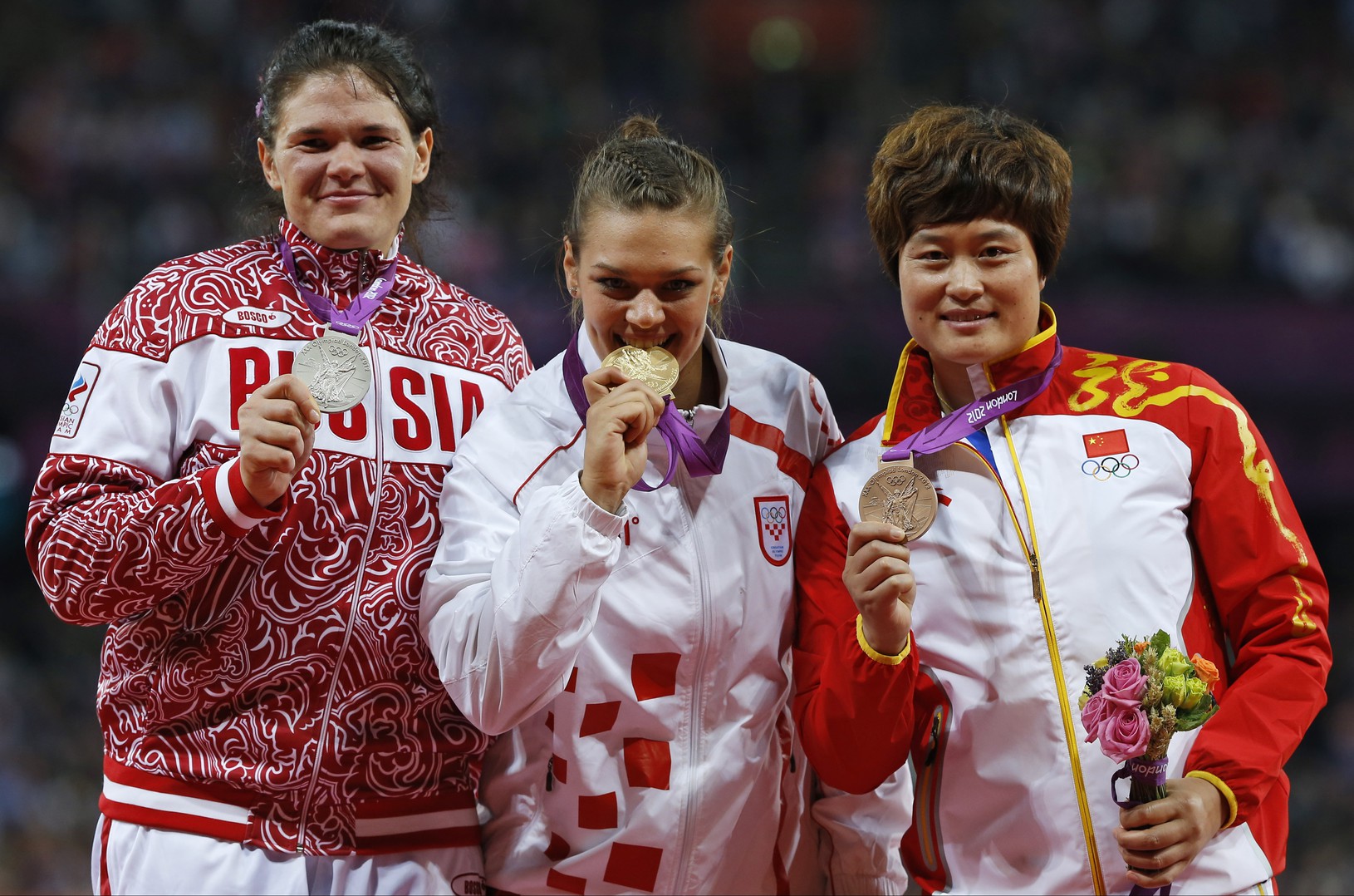 Darja Piščalnikovová. Sandra Perkovičová