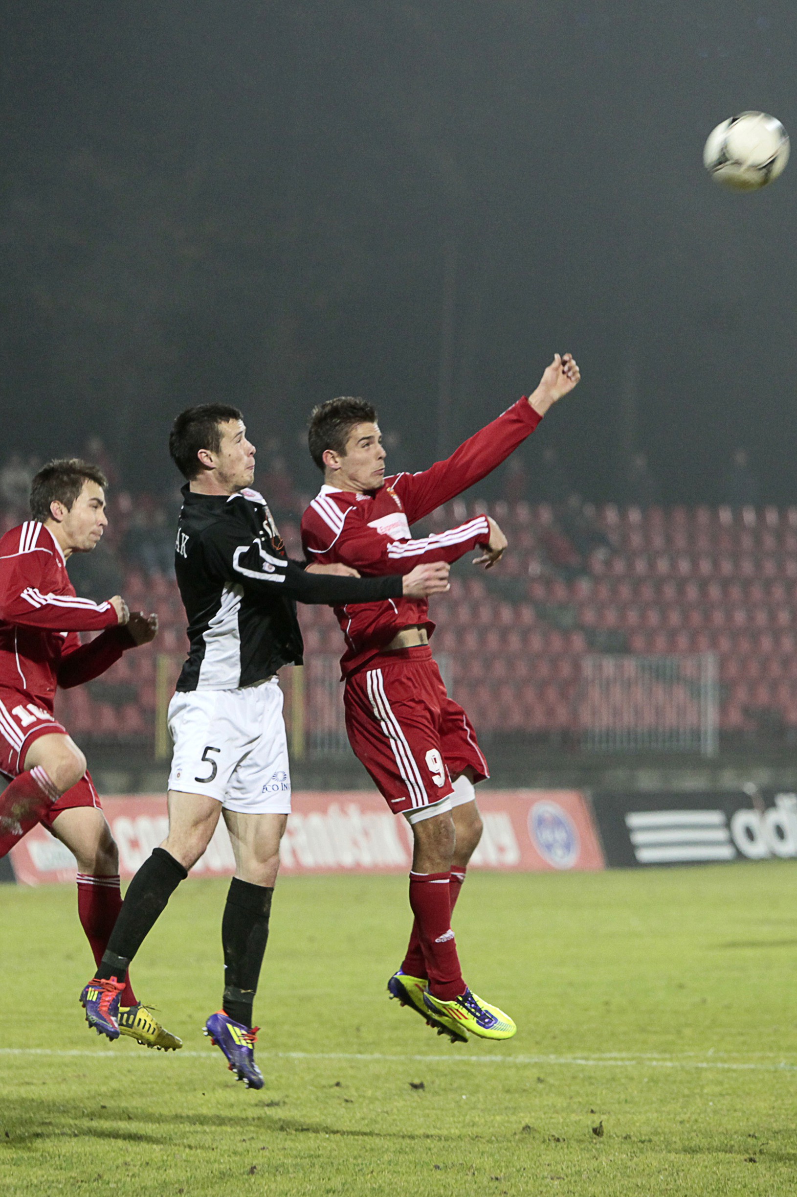 Marek Šovčík v hlavičkovom