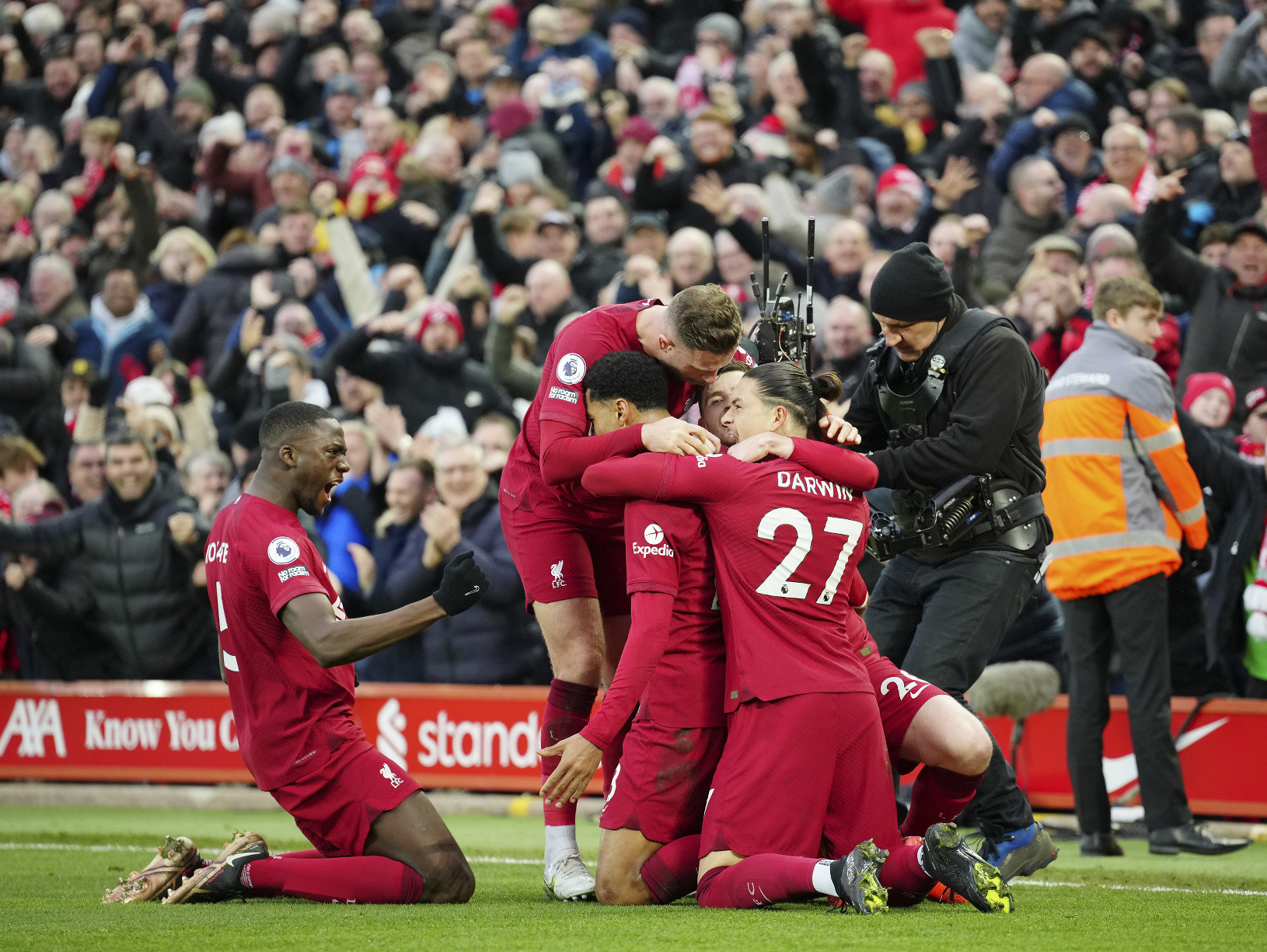 Hráči Liverpoolu sa radujú
