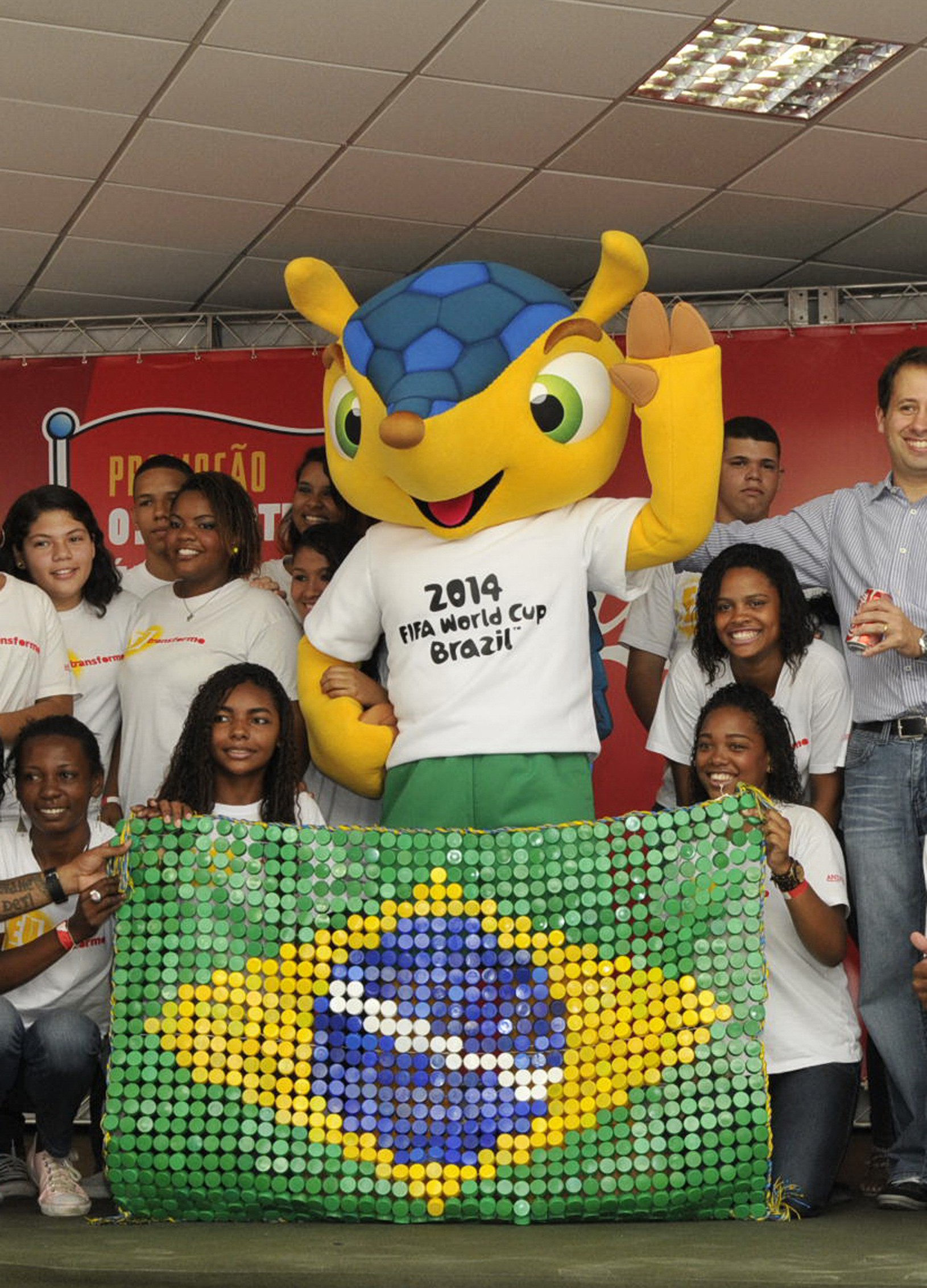 Maskot MS 2014 -