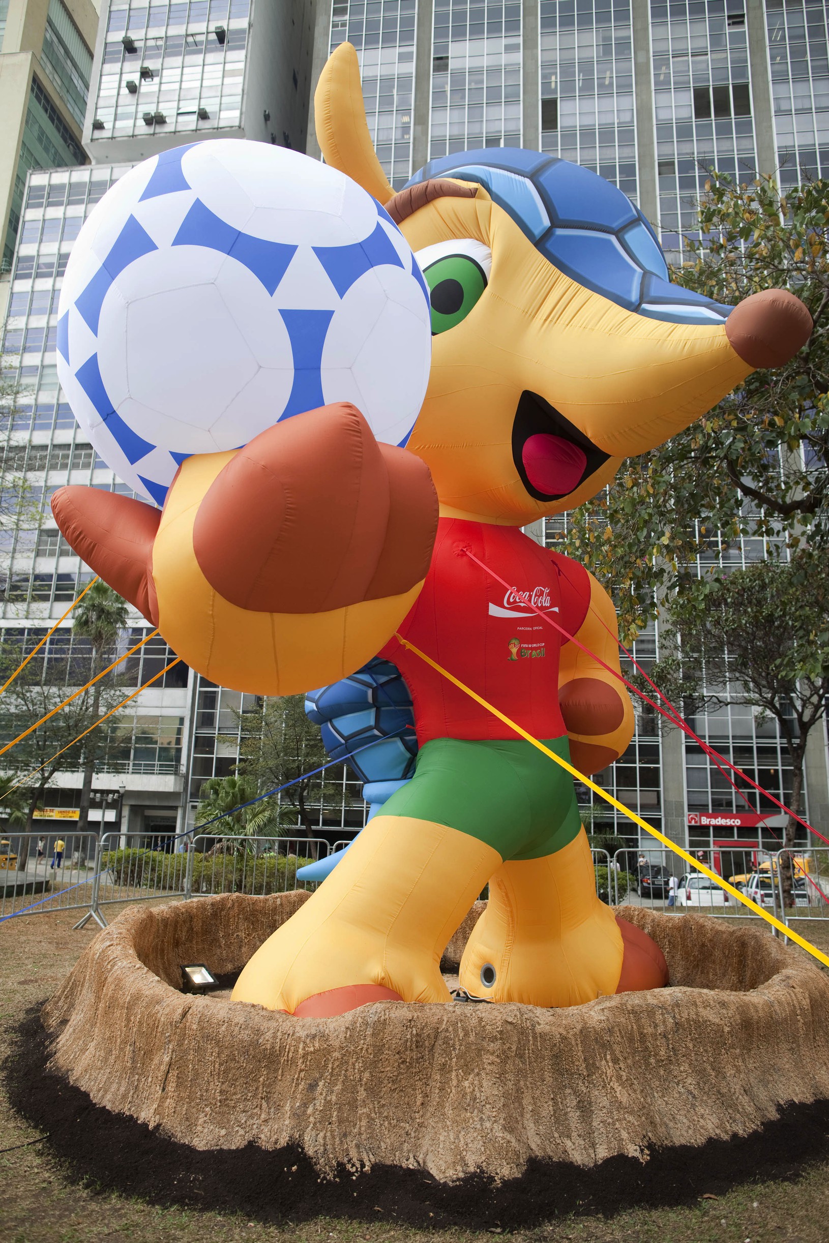Maskot MS 2014 -